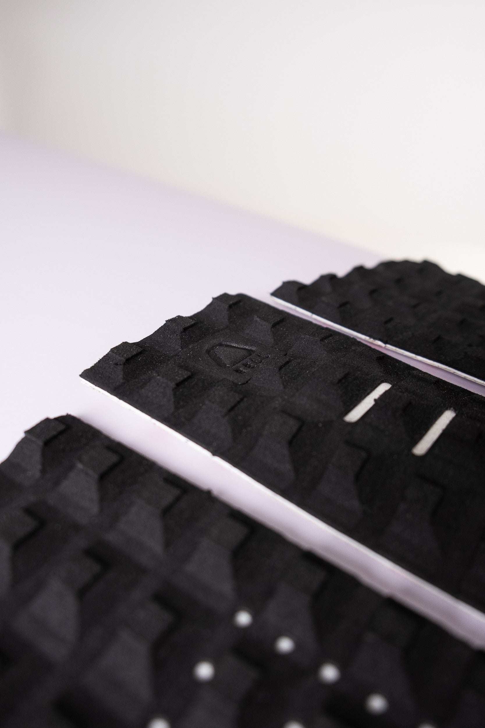 Bell Traction 3 Piece Narrow Tail