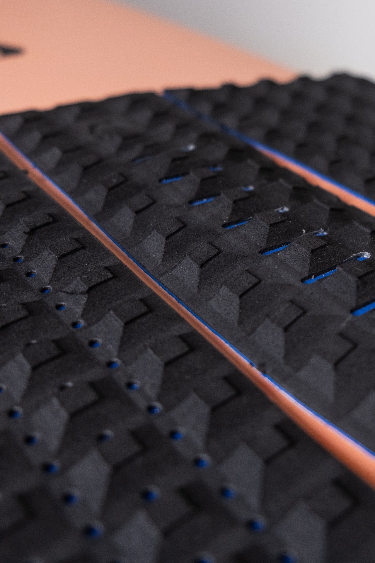 Bell Traction 3 Piece Wide Tail