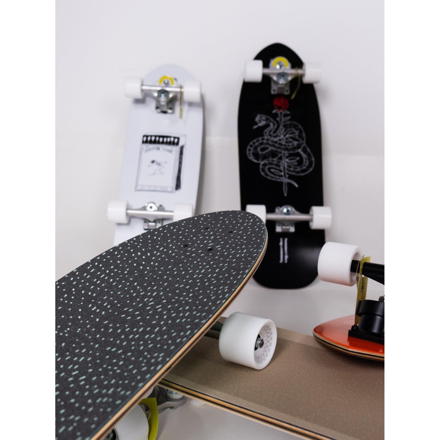 Summer Vibes Firing Skateboard Powered by Smoothstar