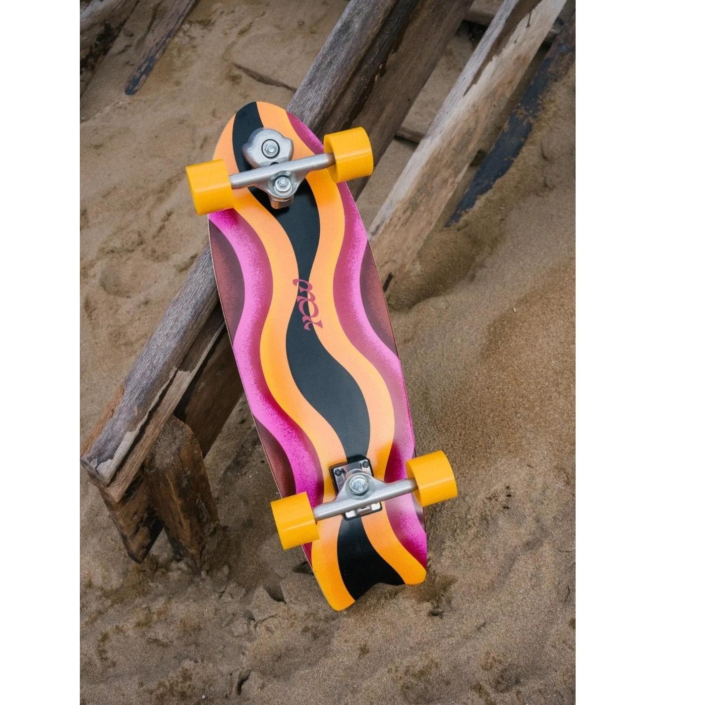 Yow Skateboard Huntington 30" power surfing series