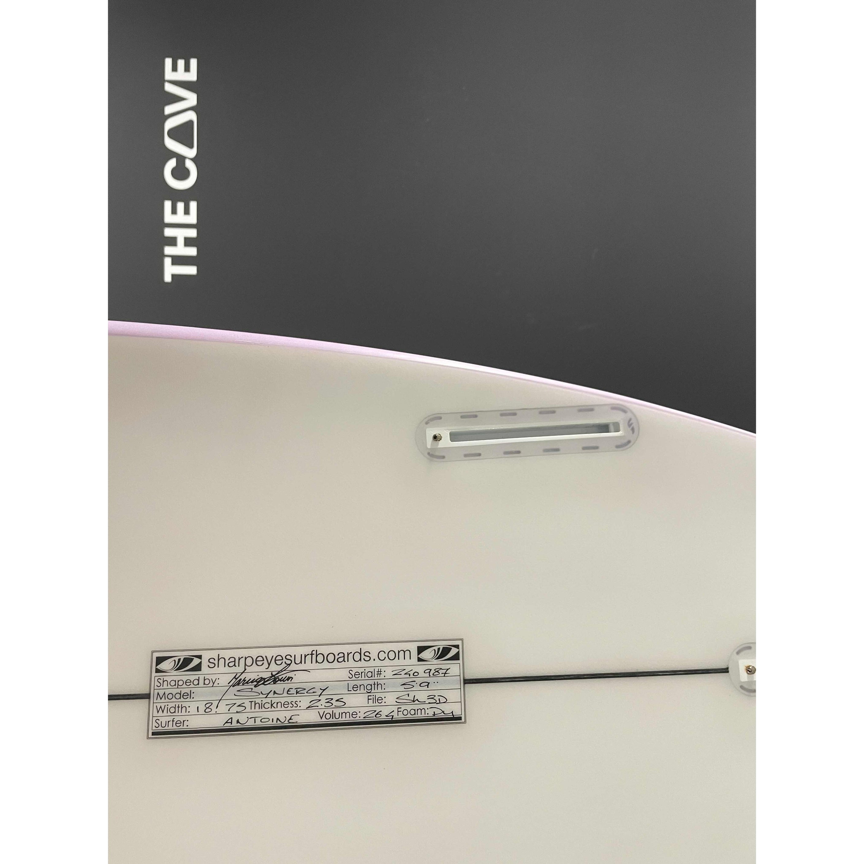 SYNERGY 5'9" x 18 3/4" X  2 5/16" - 26.40L, 3x  Futures Fin Boxes, PU [Semi New] - ID:1001939