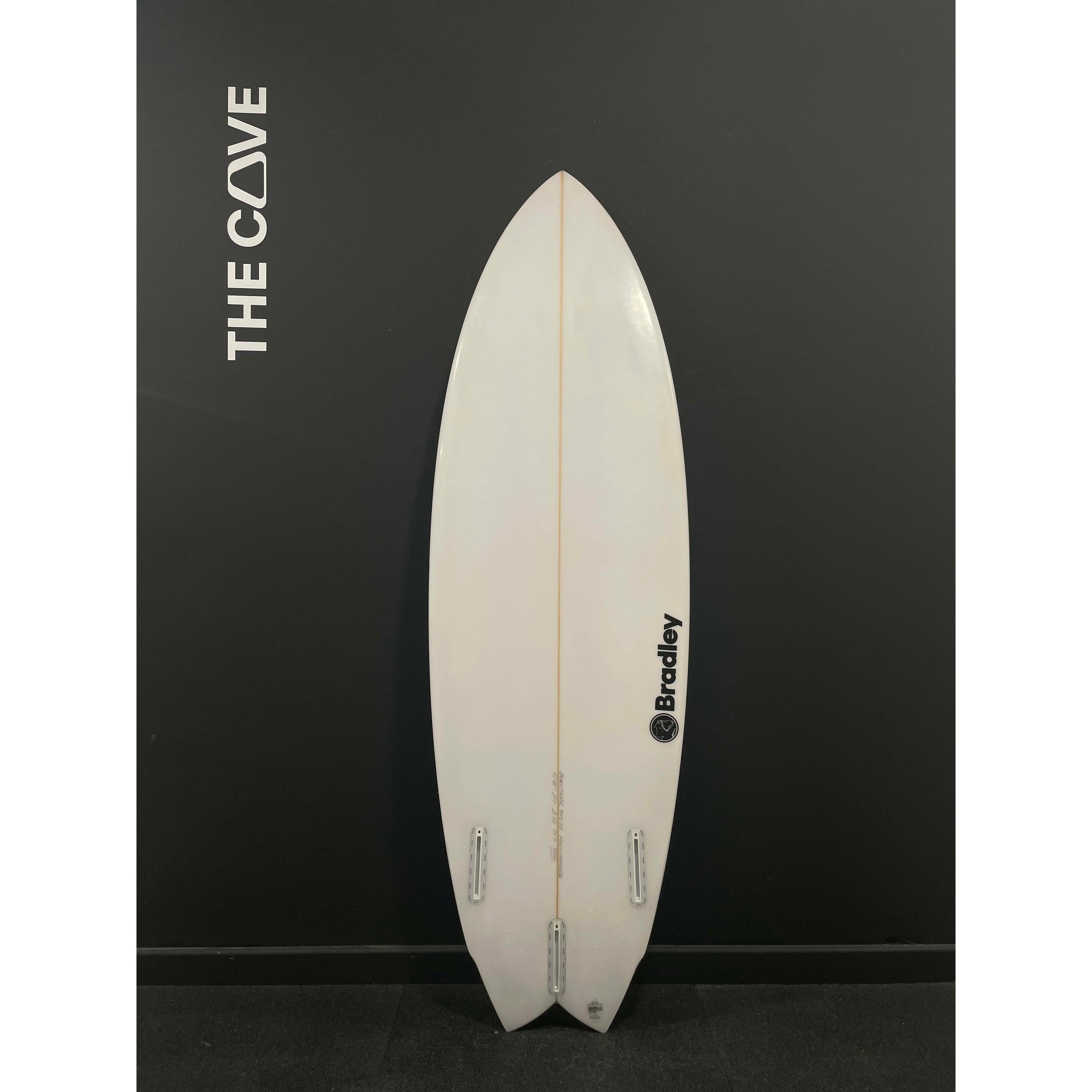 Fully Charged 5'8" x 20" X  2 1/2" - 30.70L, 3x  Futures Fin Boxes [Good] - ID:1023498