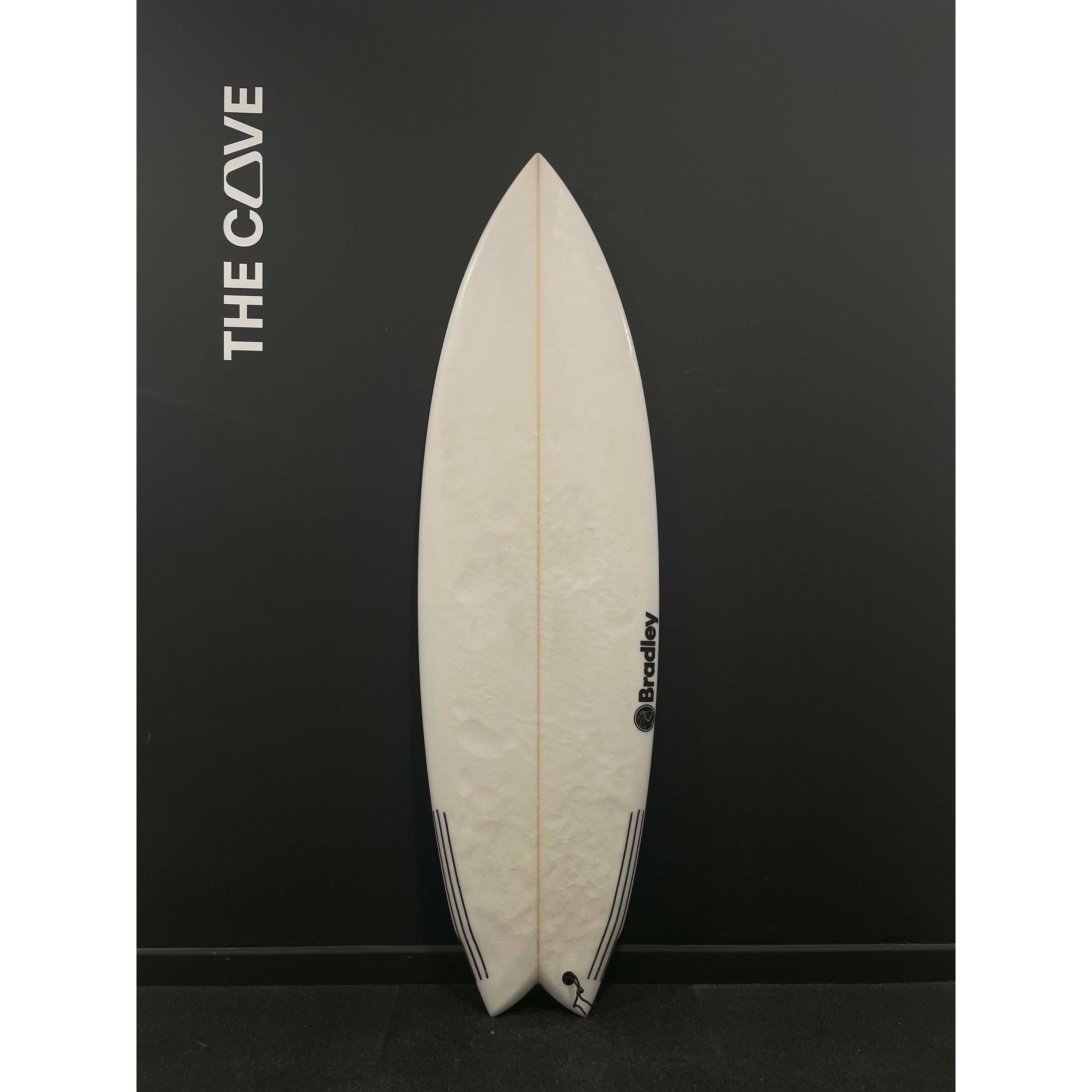 Fully Charged 5'8" x 20" X  2 1/2" - 30.70L, 3x  Futures Fin Boxes [Good] - ID:1023498