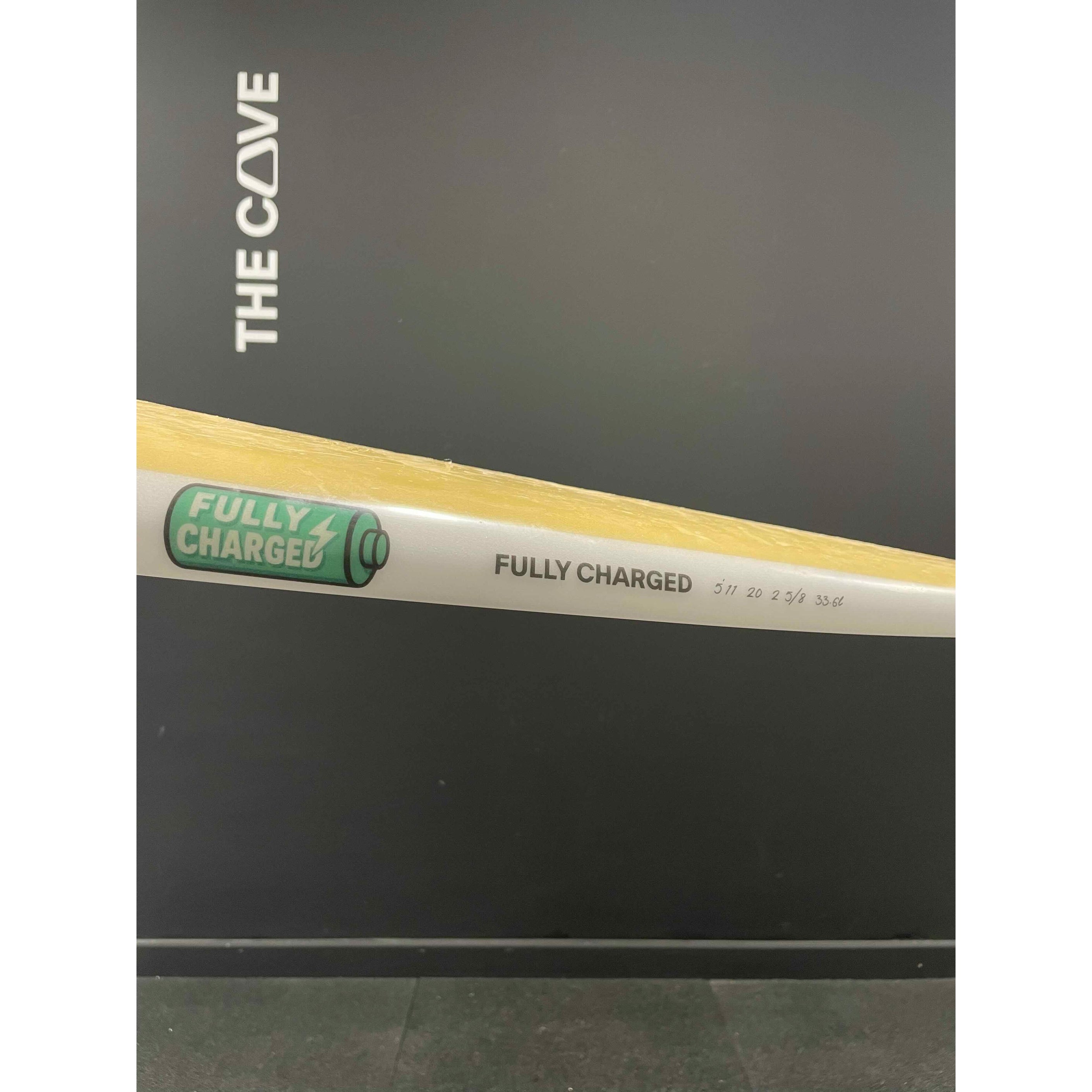Fully Charged 5'11" x 20" X  2 5/8" - 33.60L, 3x  FCS 2 Fin Boxes, PU [Good] - ID:1035255