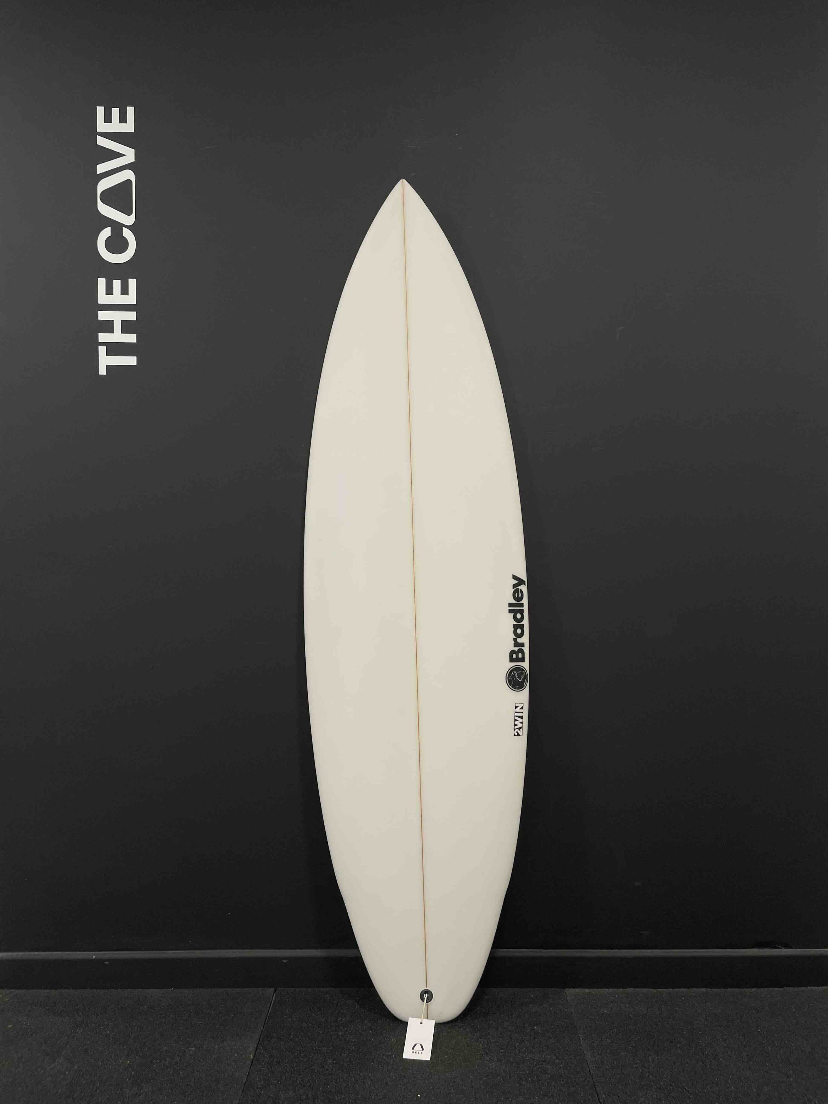 2WIN 5'7" x 18 3/4" X  2 3/8" - 25.80L, 2x  FCS 2 Fin Boxes, PU [New] - ID:895276