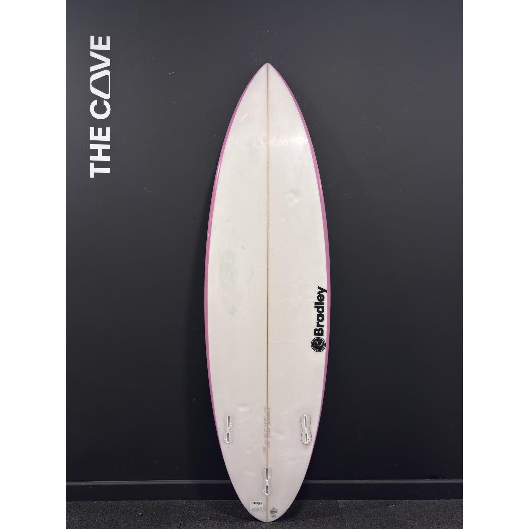 One 5'11" x 18 3/4" X  2 3/8" - 26.60L, 3x  FCS 2 Fin Boxes, PU [Average] - ID:1081594