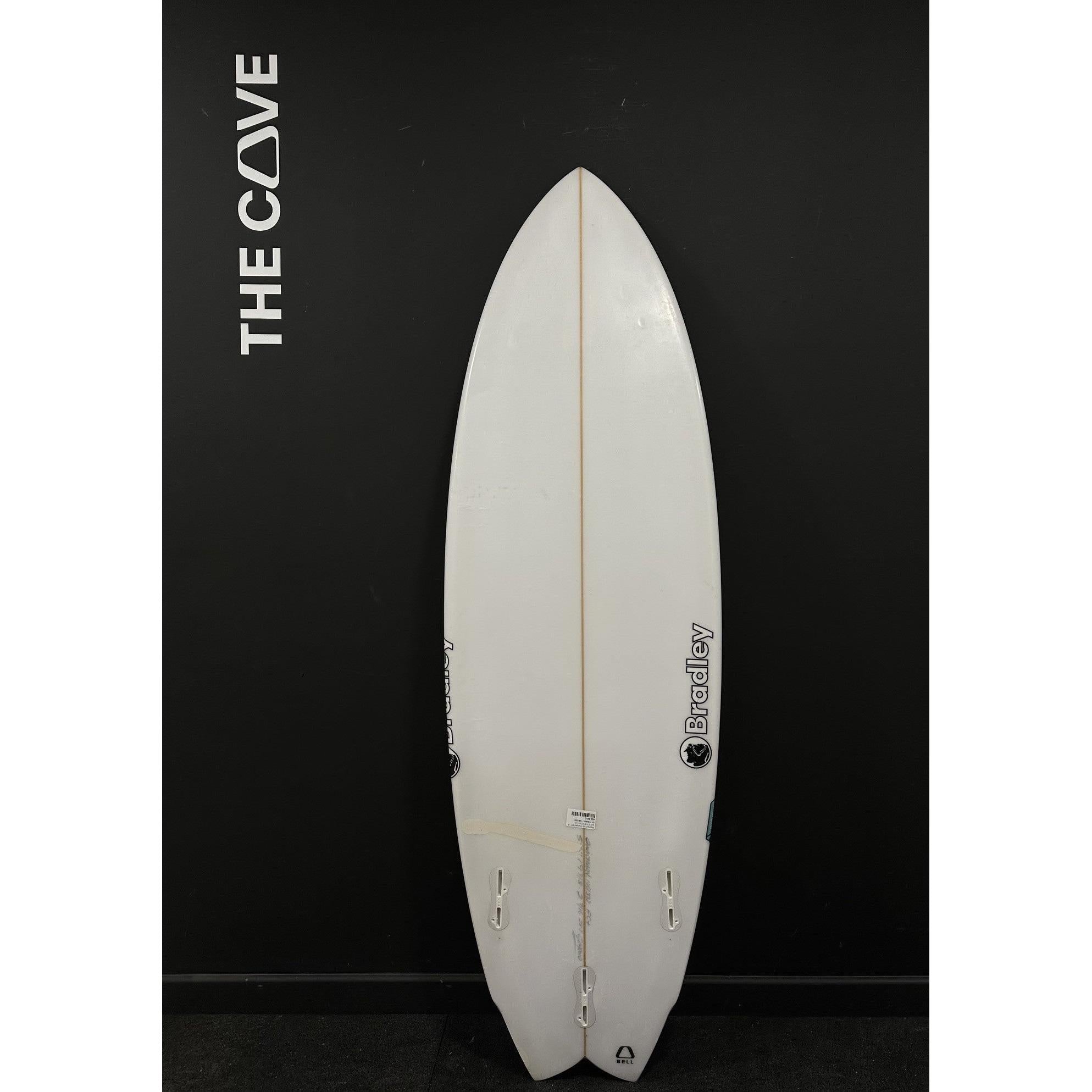 Fully Charged 5'6" x 19 3/8" X  2 7/16" - 28.20L, 3x  FCS 2 Fin Boxes [Good] - ID:1164804