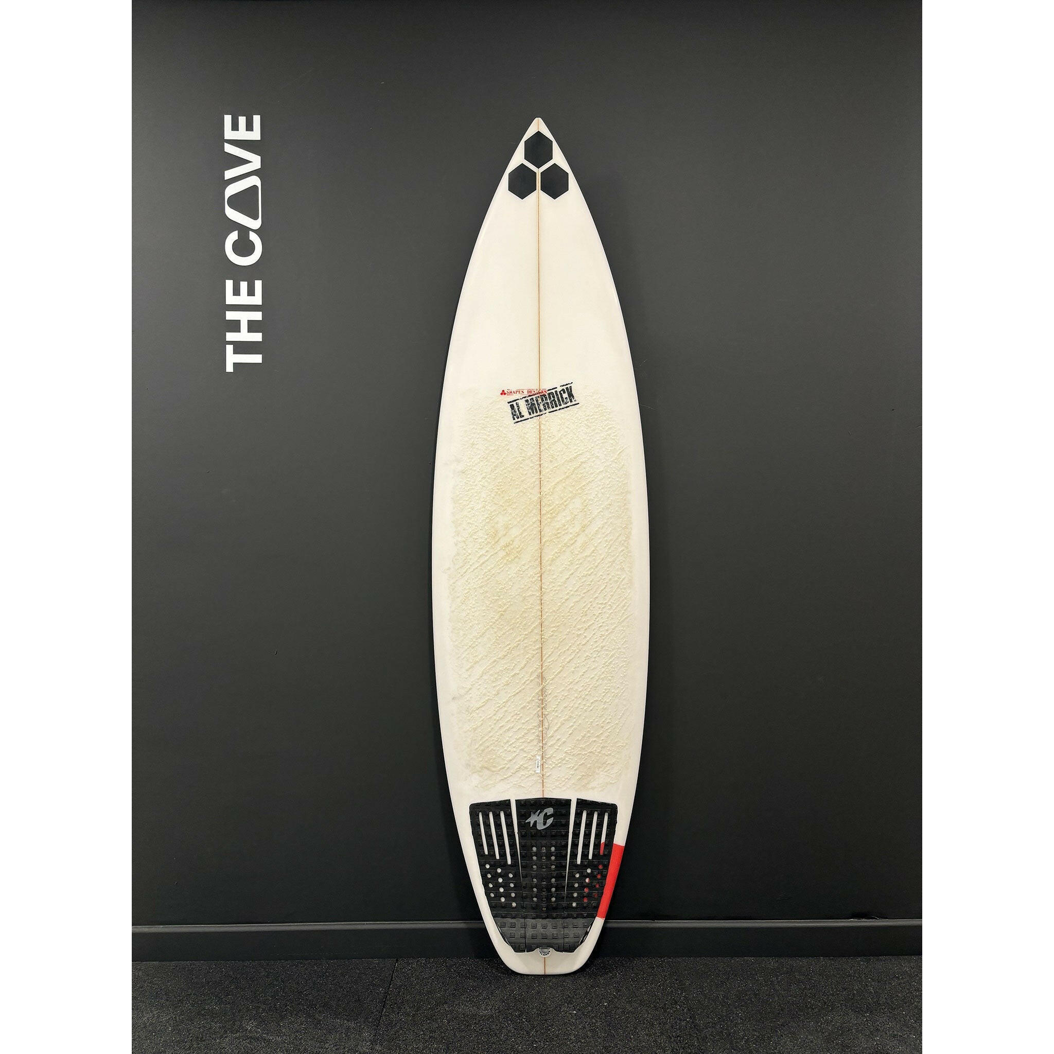 Two Happy 6'0" x 19 1/8" X  2 7/16" - 29.70L, 3x  FCS 2 Fin Boxes, PU [Semi New] - ID:896820 | Shortboard | Channel Islands | sb896820