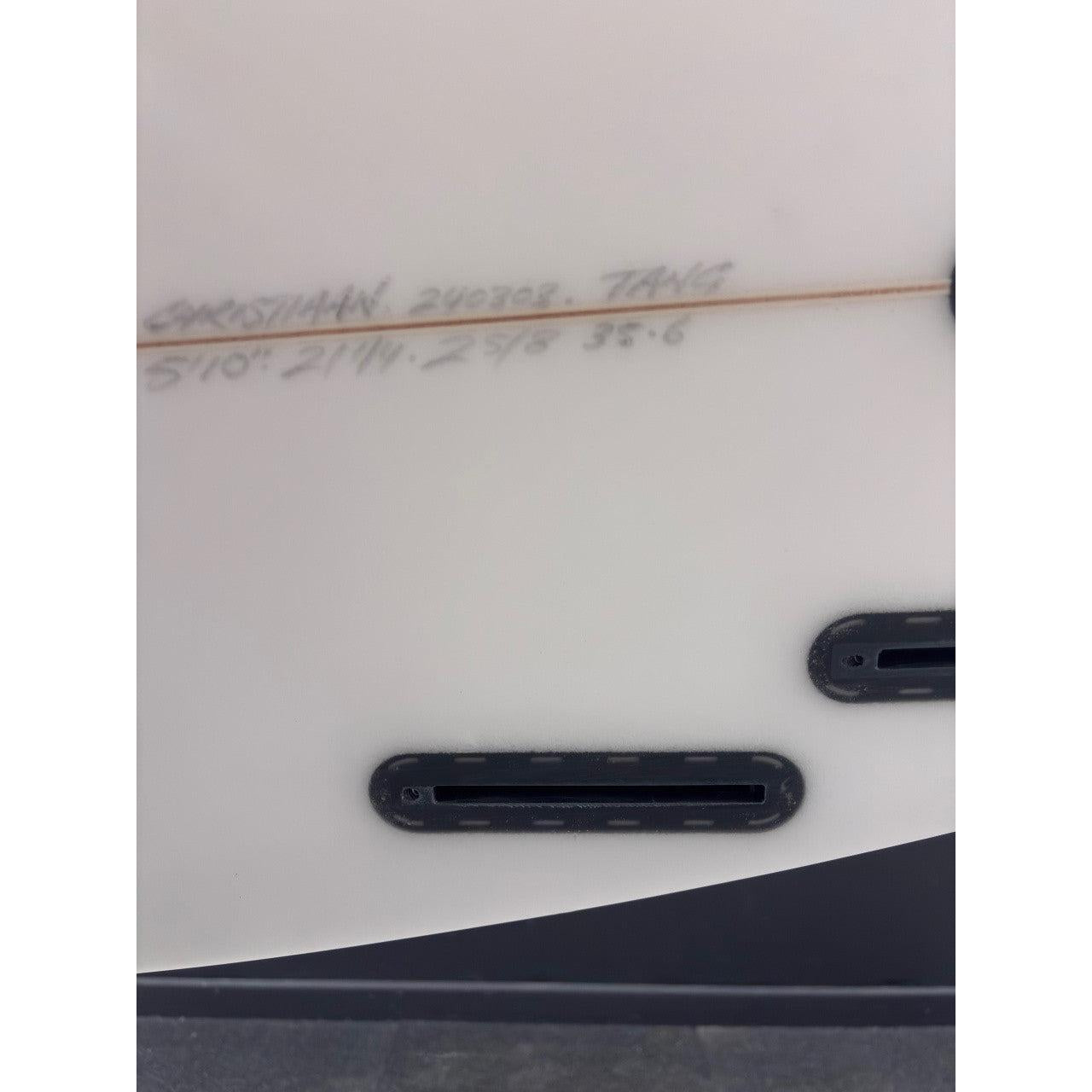 Tang 5'10" x 21 1/4" X  2 5/8" - 35.60L, 5x  Futures Fin Boxes [New] - ID:1108390