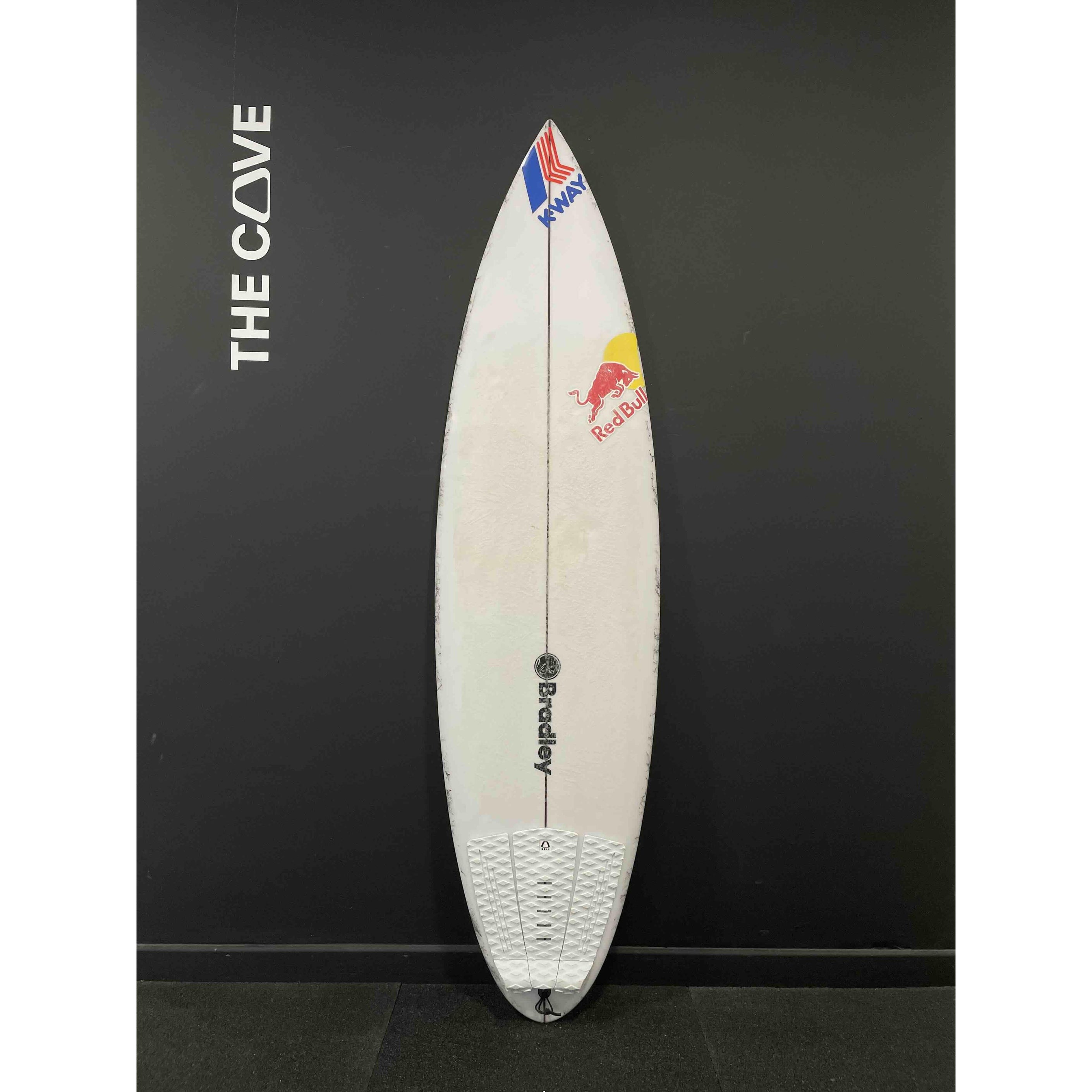 One 6'0" x 19" X  2 1/2" - 29.58L, 3x  FCS 2 Fin Boxes, PU [Semi New] - ID:983400