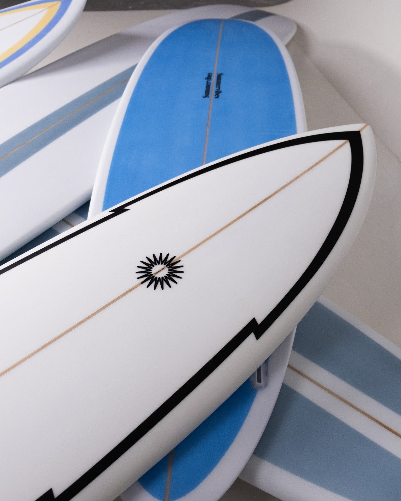 Summer Vibes Mid Twin Surfboard