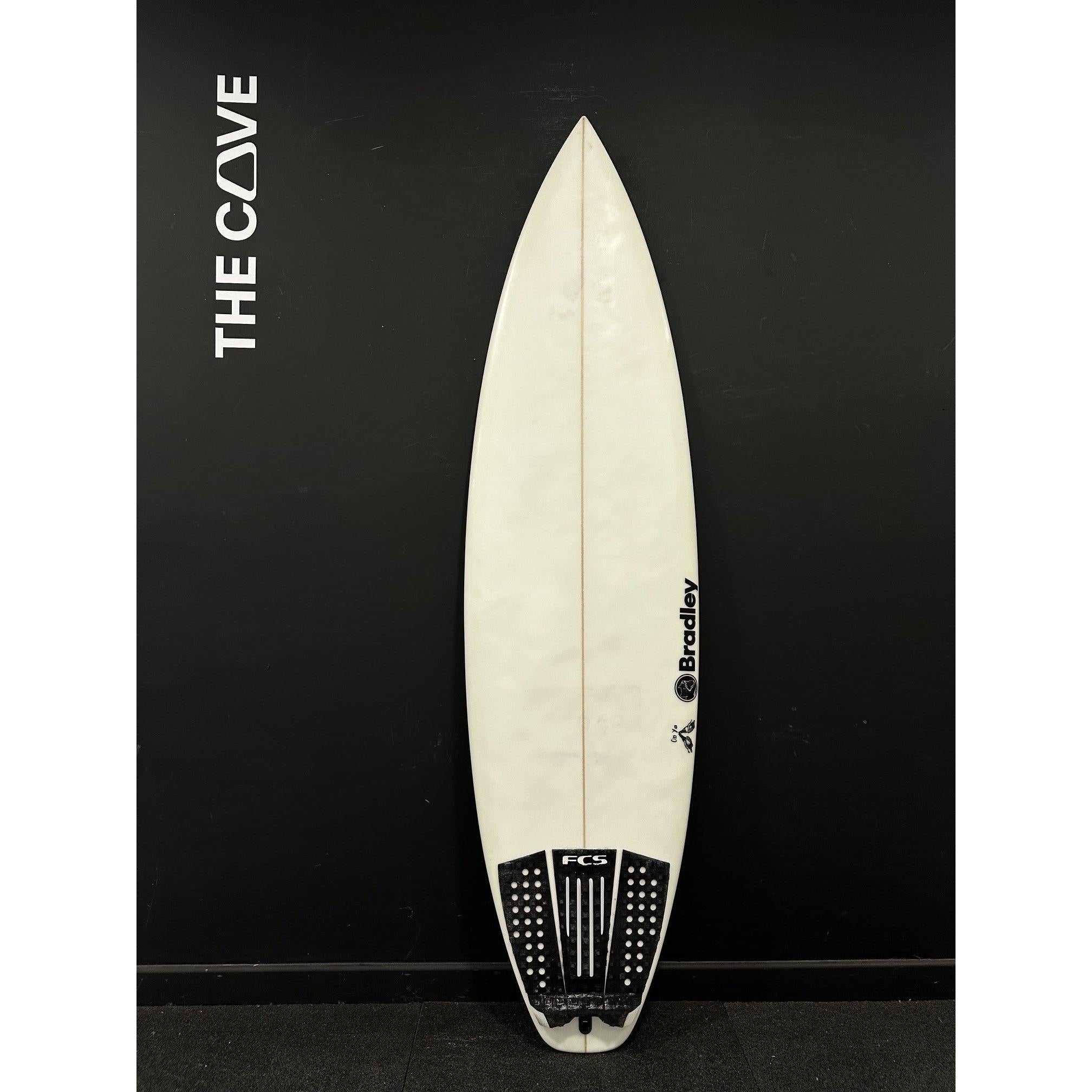 On Ya (narrow) 5'10" x 18 5/8" X  2 5/16" - 26.80L, 3x  FCS 2 Fin Boxes, EPS [Good] - ID:1144490
