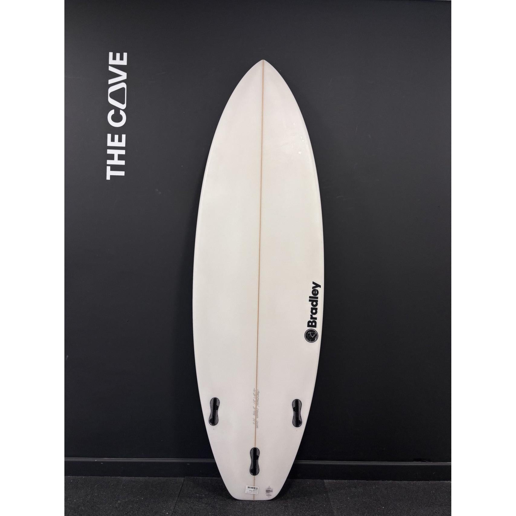 On Ya (narrow) 6'2" x 21" X  2 11/16", 3x  FCS 2 Fin Boxes [Semi New] - ID:1044825