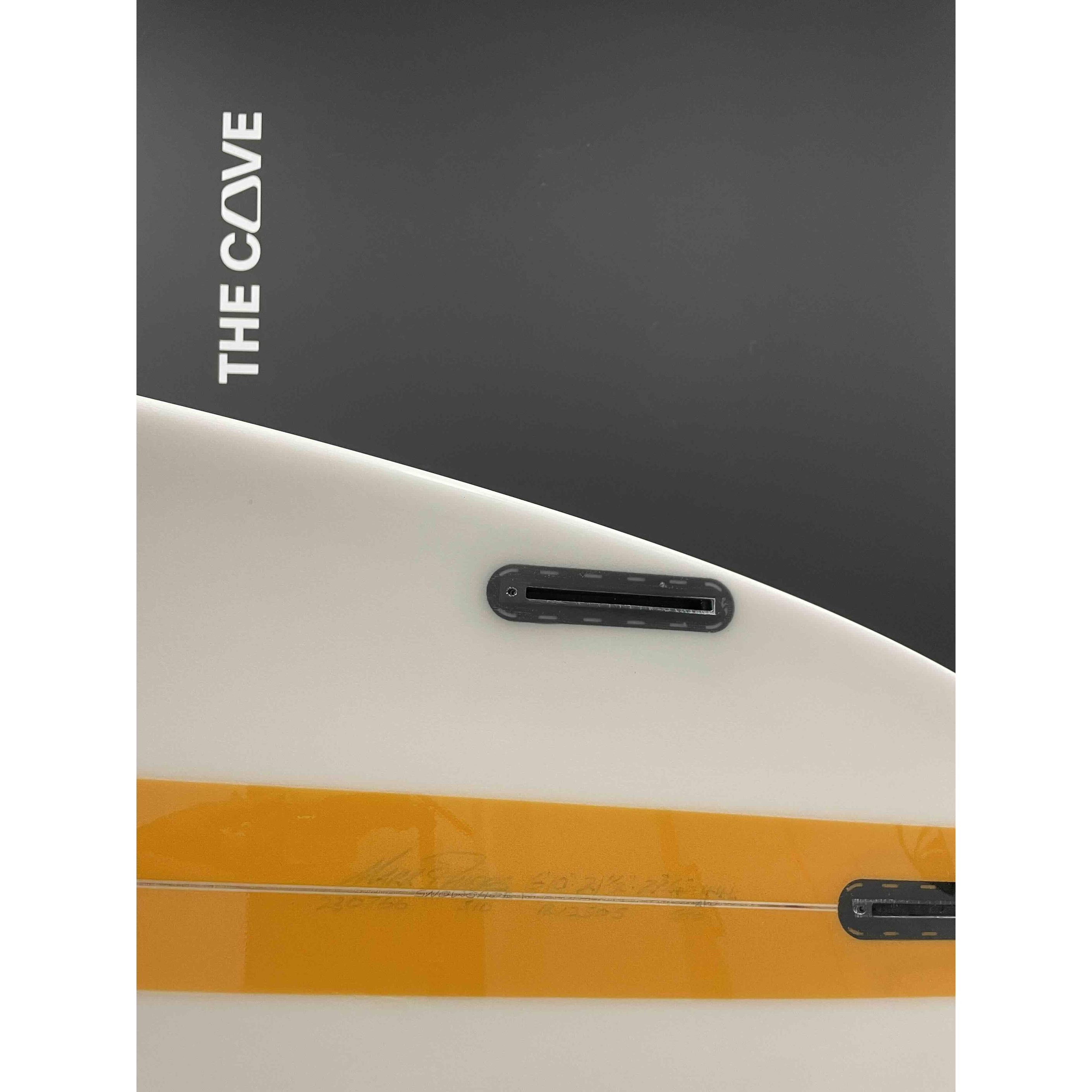 Snowshoe 6'10" x 21 1/2" X  2 3/4" - 44.00L, 3x  Futures Fin Boxes, PU [New] - ID:896148