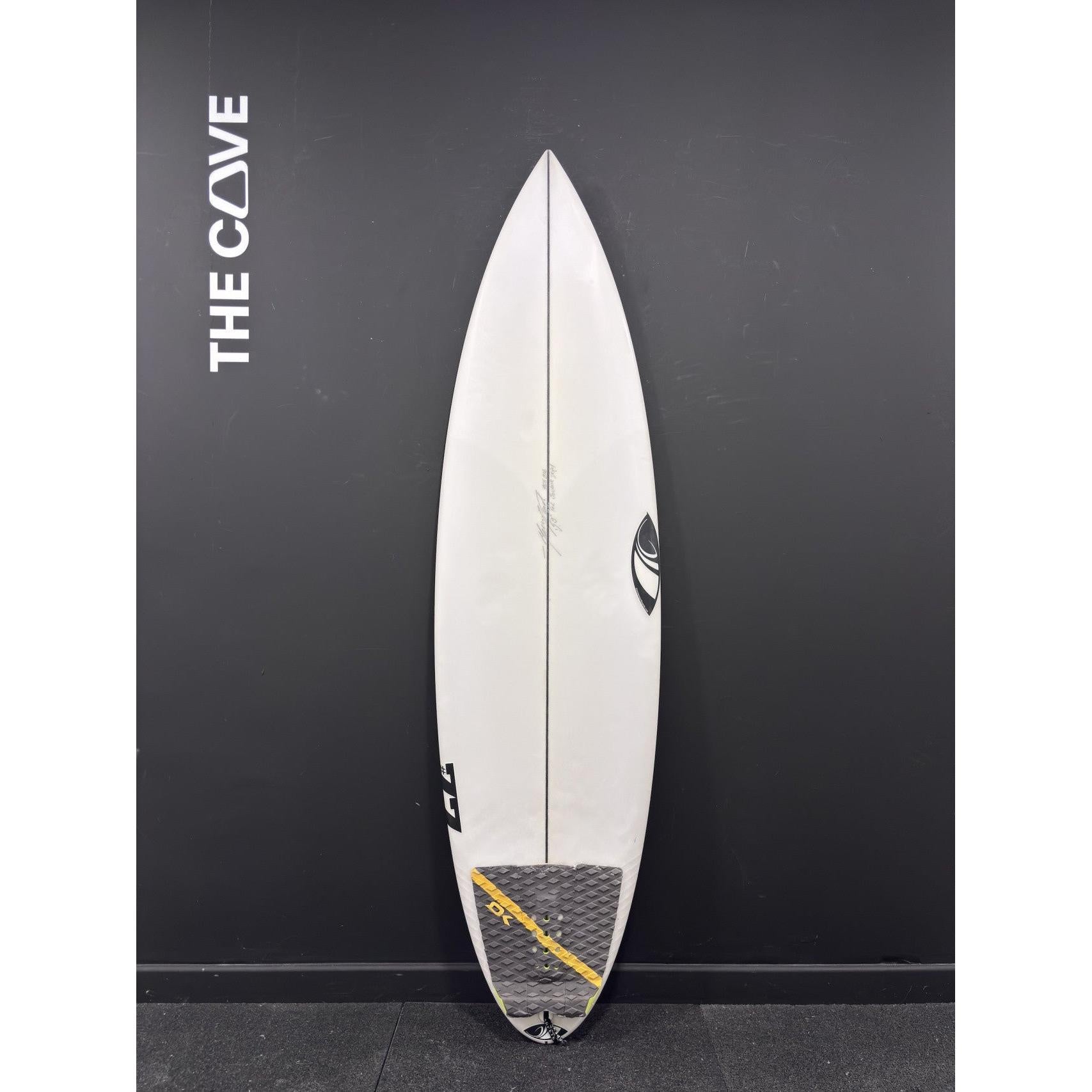 #77 5'9" x 18 3/8" X  2 3/8" - 25.30L, 3x  FCS 2 Fin Boxes, PU [Good] - ID:1072823