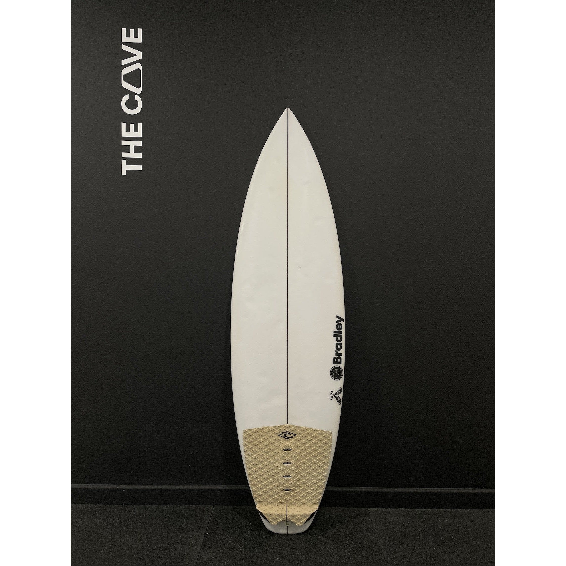 On Ya (narrow) 5'2" x 17 1/2" X  2 3/16" - 20.90L, 3x  FCS 2 Fin Boxes, PU [Good] - ID:961333
