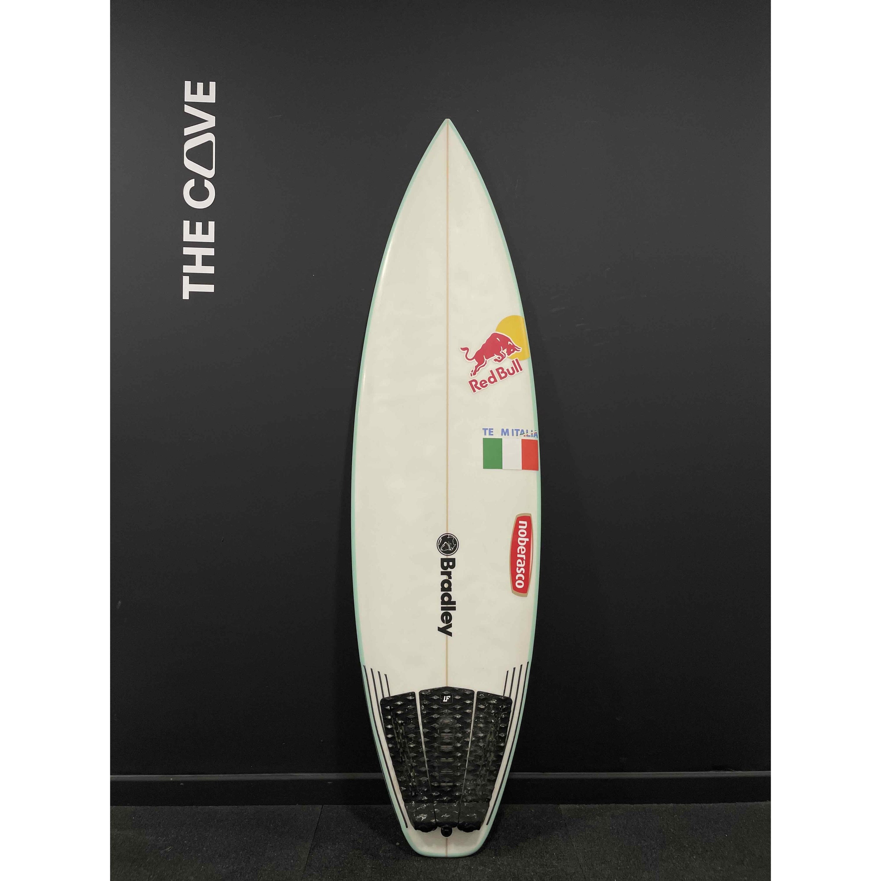On Ya (narrow) 5'10" x 19" X  2 3/8" - 28.52L, 3x  FCS 2 Fin Boxes, PU [Good] - ID:1023511