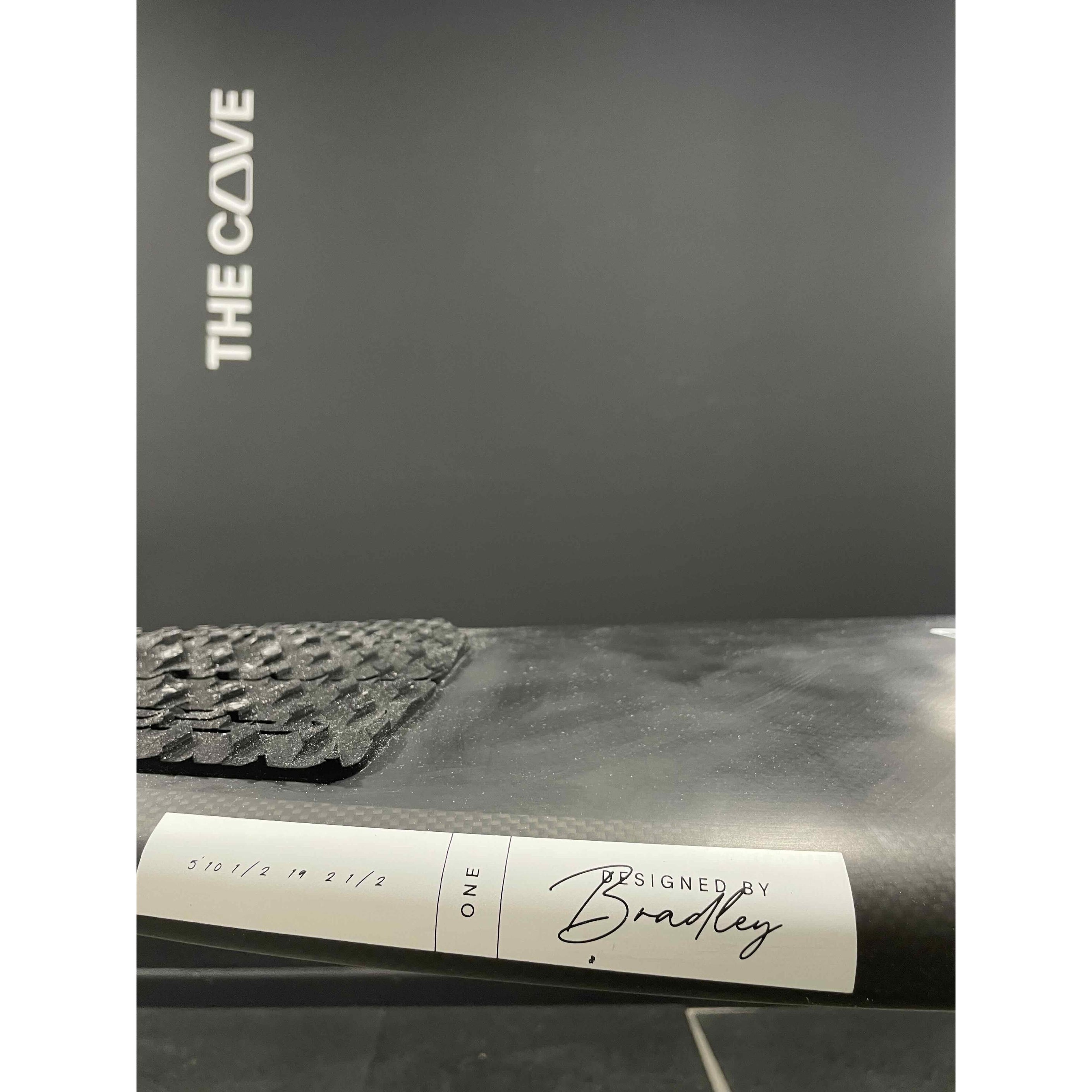 One 5'10" x 19" X  2 1/2", 3x  FCS 2 Fin Boxes, EPS [Semi New] - ID:1023503