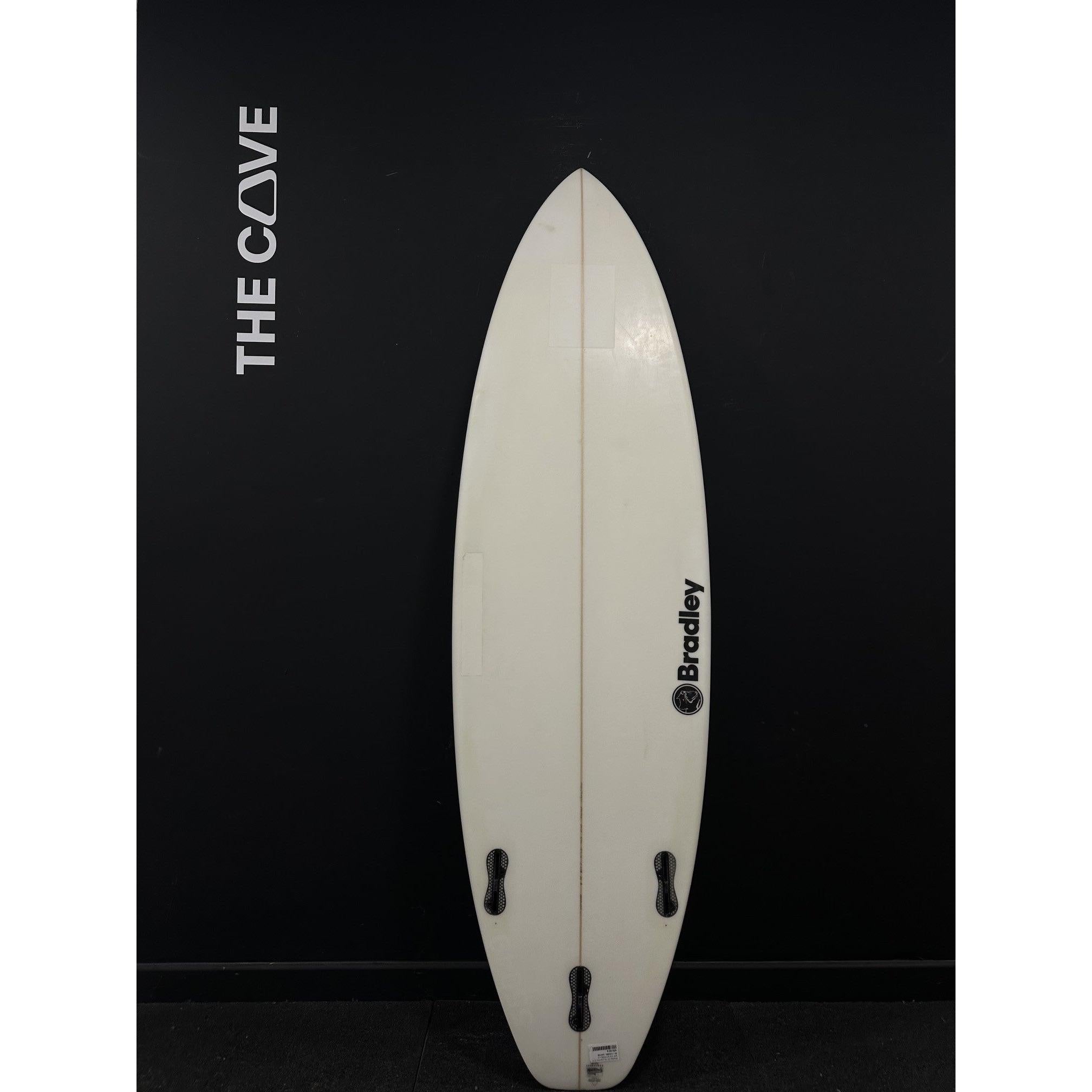 On Ya (narrow) 5'10" x 18 5/8" X  2 5/16" - 26.80L, 3x  FCS 2 Fin Boxes, EPS [Good] - ID:1144490