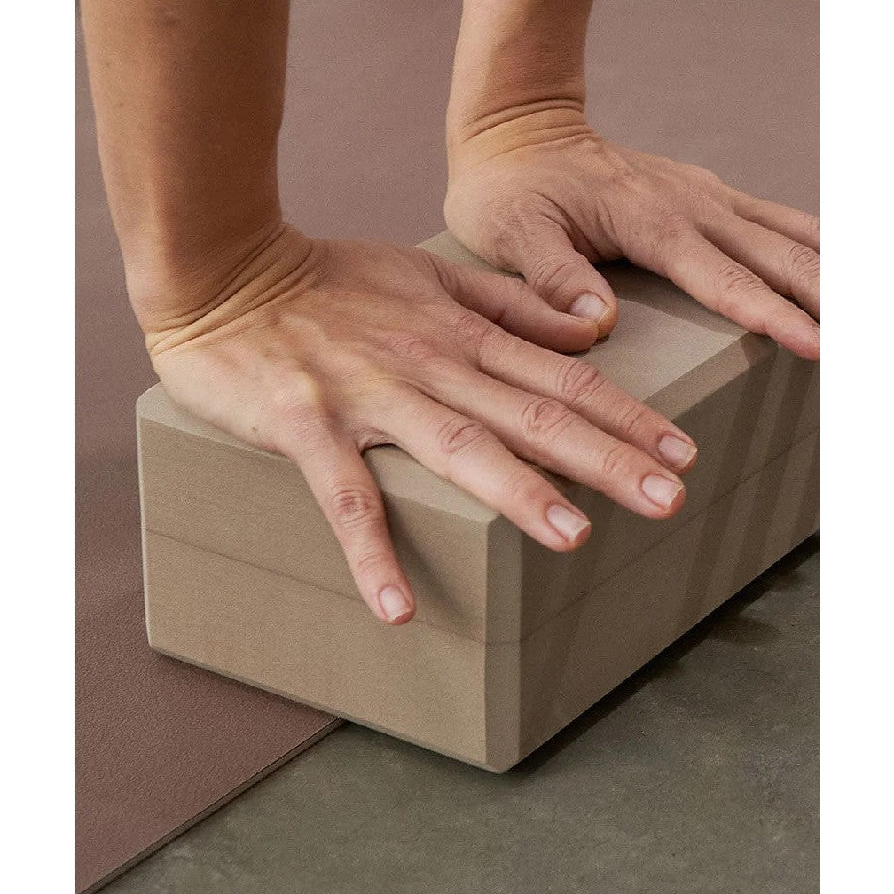B halfmoon "foam block 3"