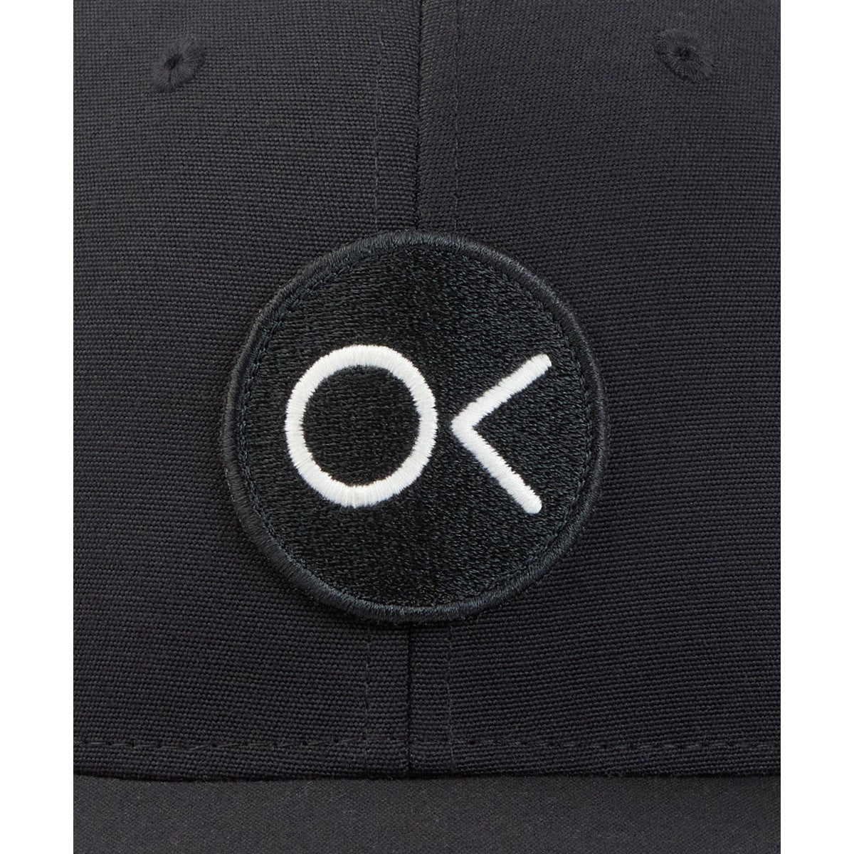 Casquette Trucker OUTERKNOWN avec patch