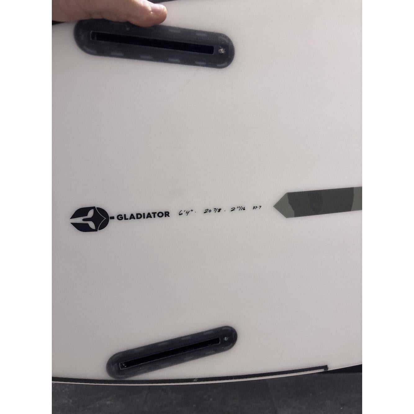 Gladiator 6'4" x 20 7/8" X  2 11/16" - 37.70L, 3x  Futures Fin Boxes, LC6 [Good] - ID:1079056