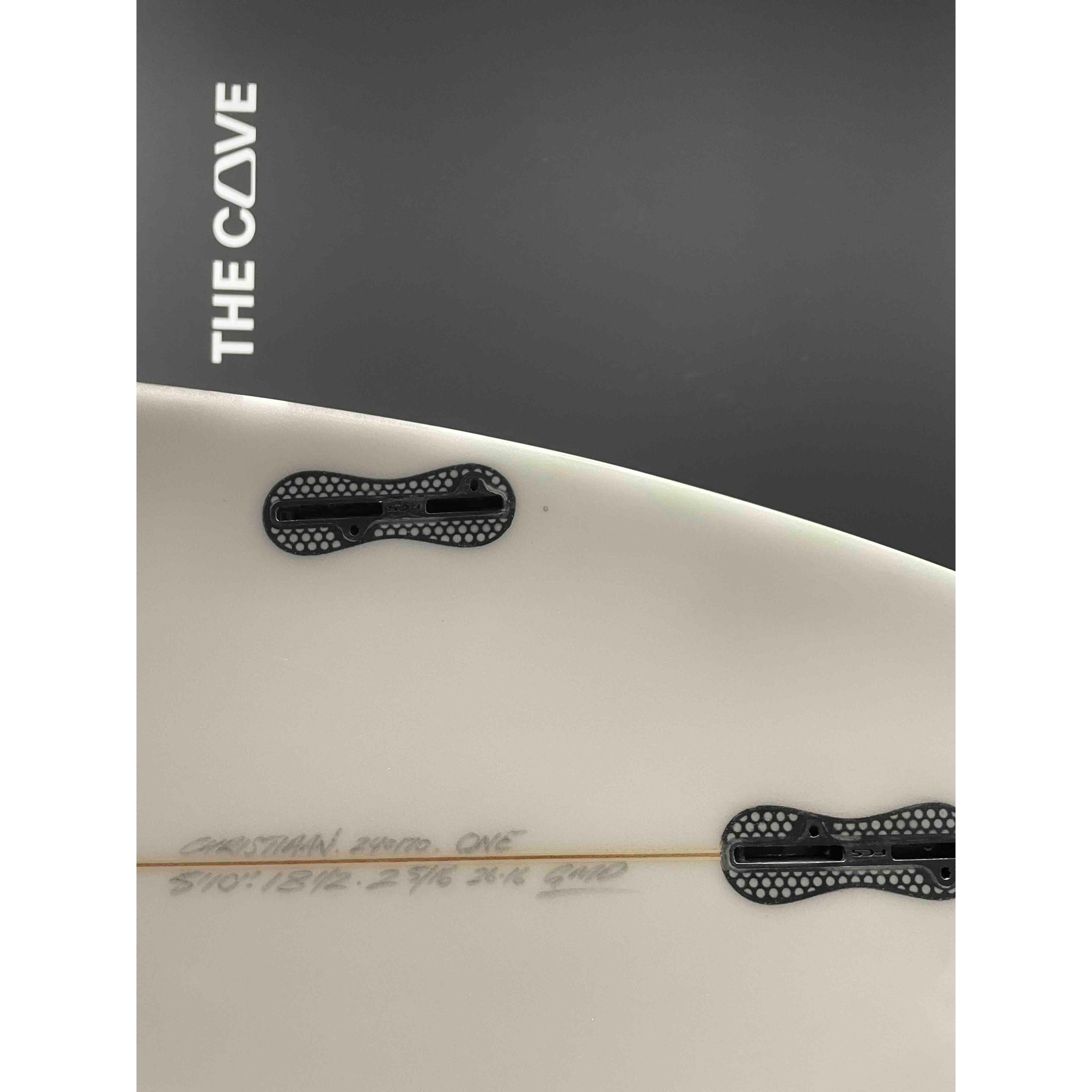 One 5'10" x 18 1/2" X  2 5/16" - 26.16L, 3x  FCS 2 Fin Boxes, PU [Good] - ID:1015081