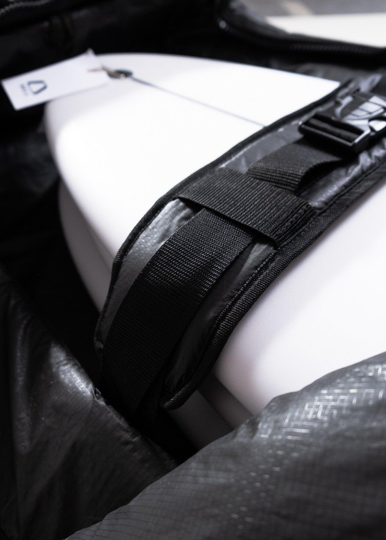 Bell Boardbag Explorer Triple 3 boards