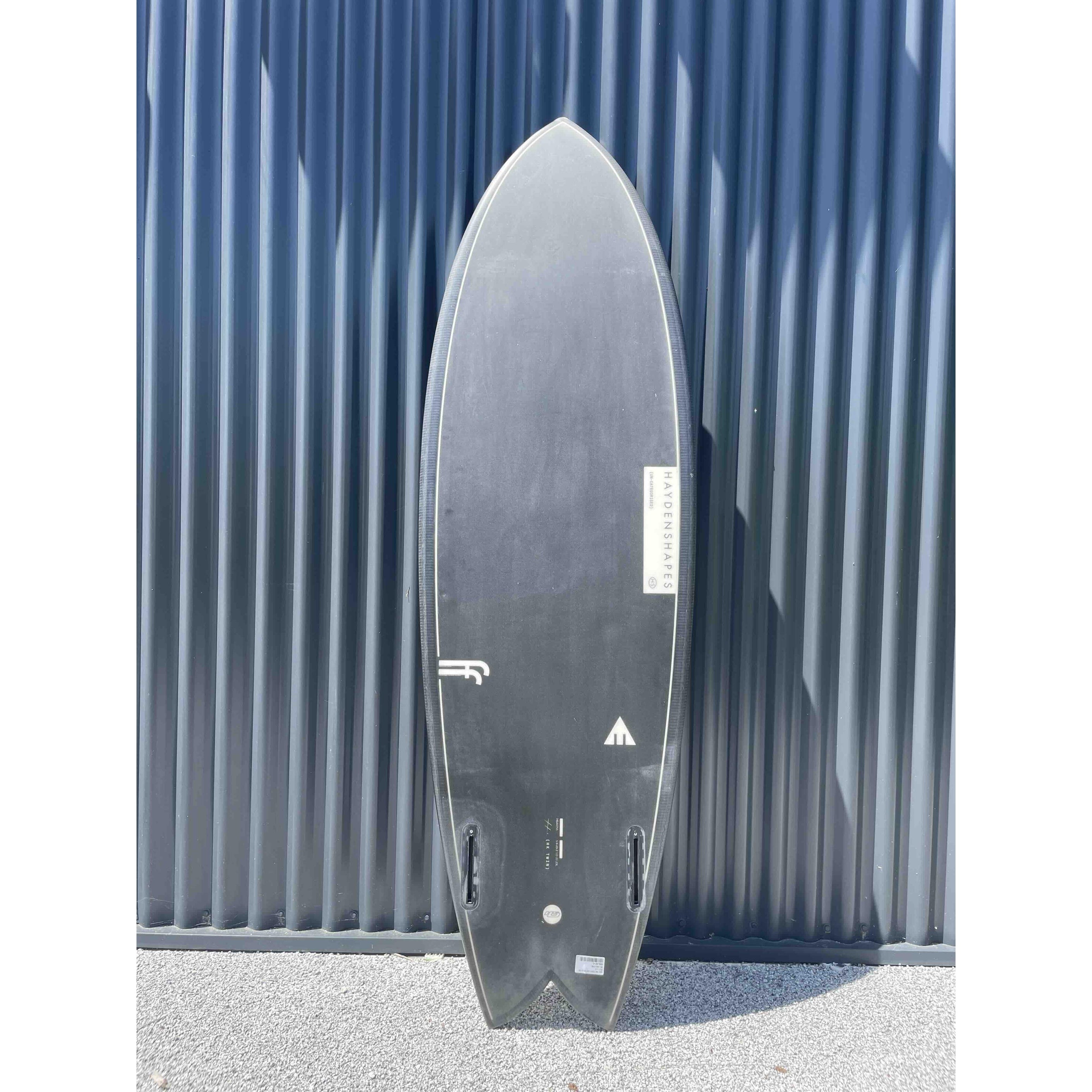 HK TWIN 5'8" x 20" X  2 1/2" - 31.23L, Swallow, 2x  Futures Fin Boxes, EPS [Semi New] - ID:1011716