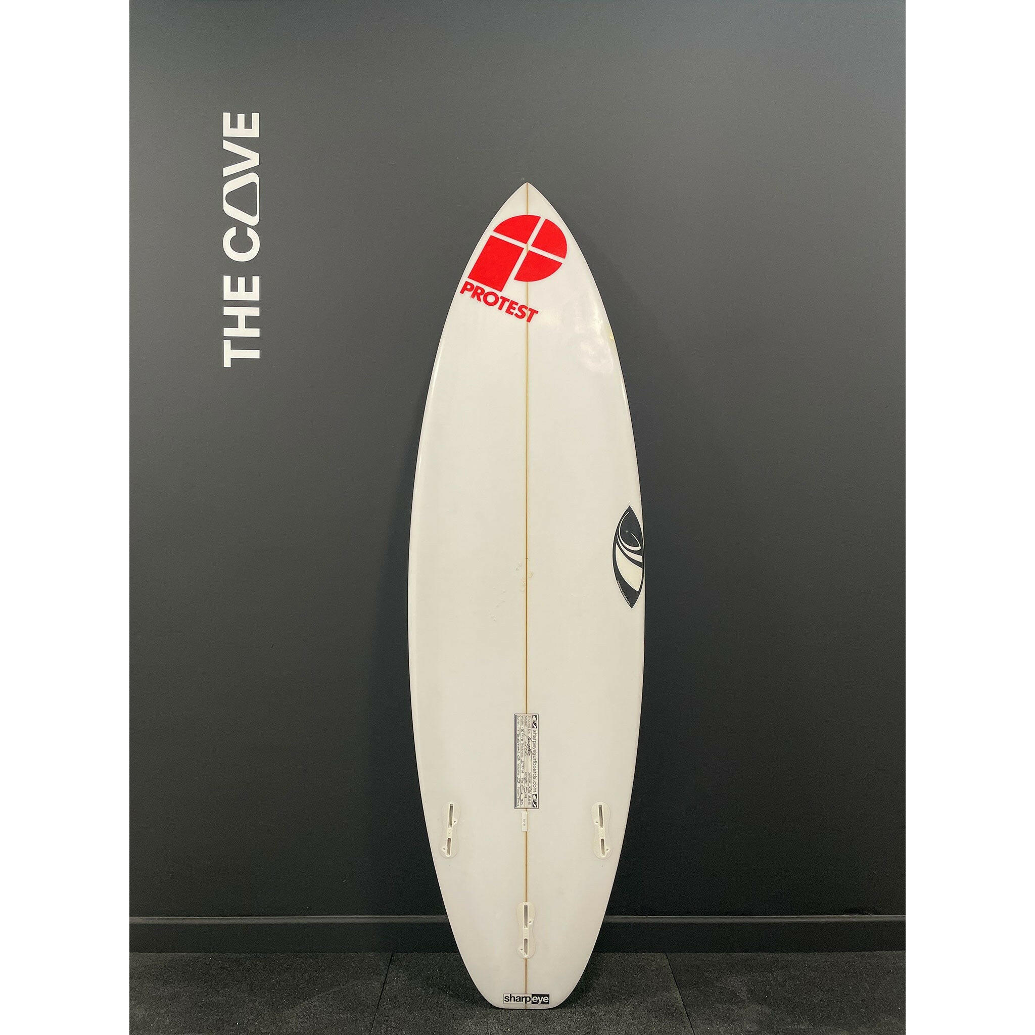 HT2 5'9" x 18 7/8" X  2 7/16" - 27.00L, 3x  FCS 2 Fin Boxes, PU [Good] - ID:896806 | Shortboard | Sharpeye | sb896806