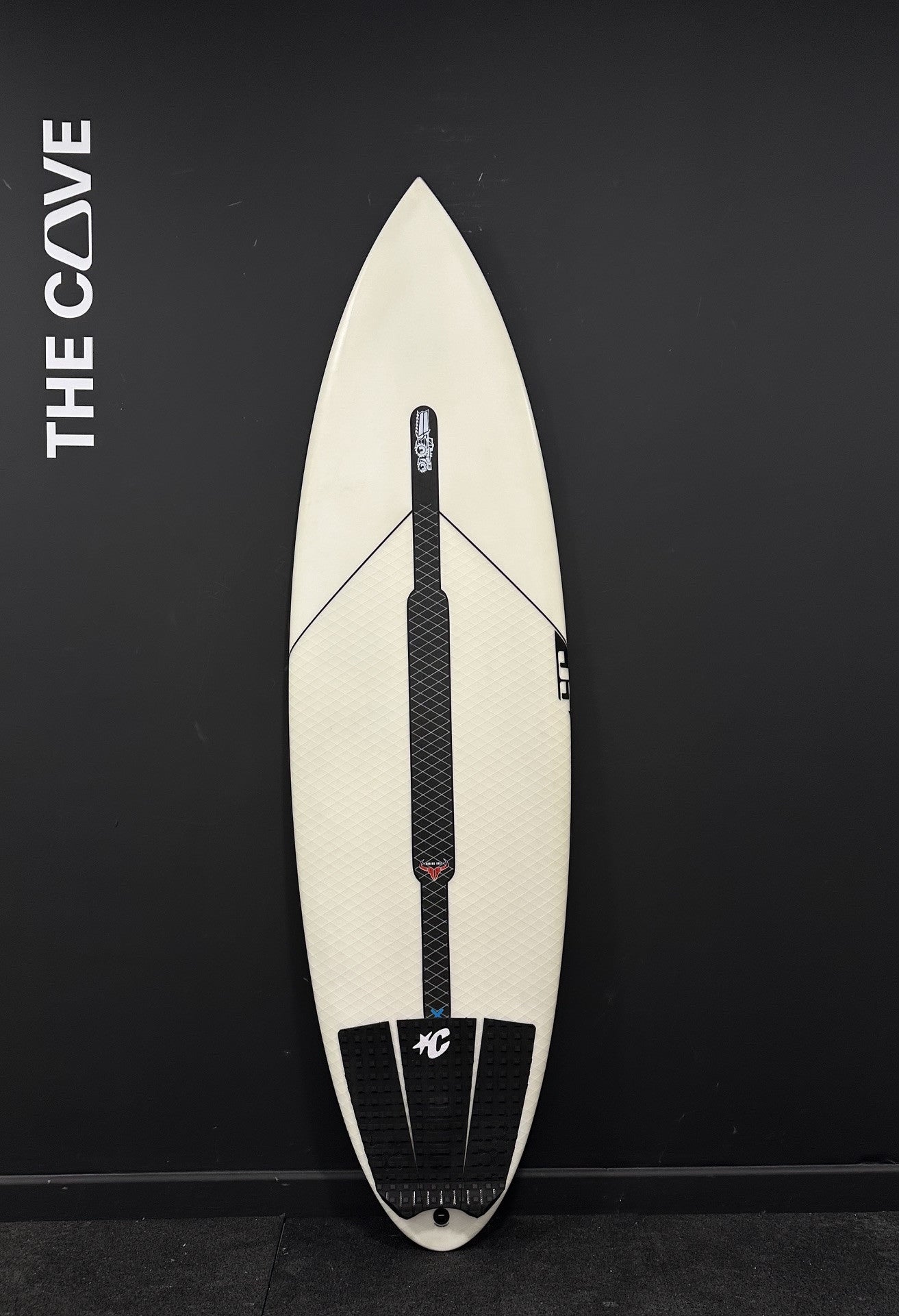 5'9" x 19" X  2 7/16", 5x  FCS 2 Fin Boxes [Semi New] - ID:1152036