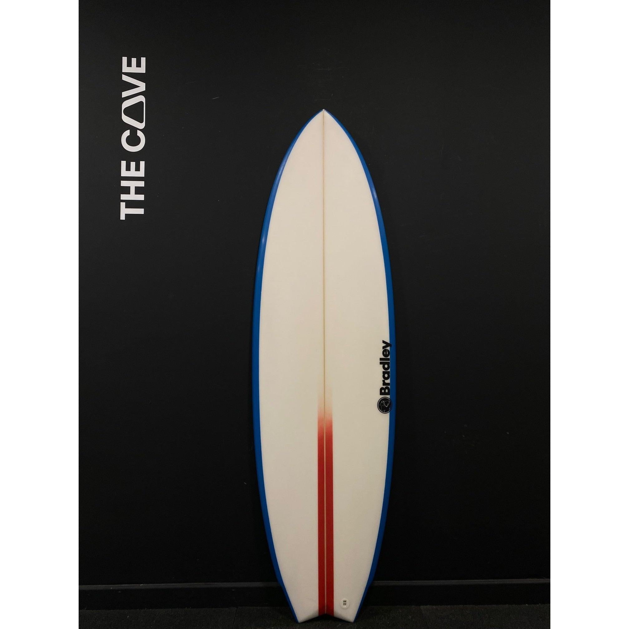 Mosselman 2.0 5'6" x 19 3/8" X  2 3/8" - 28.80L, 5x   Fin Boxes, PU [New] - ID:1137766