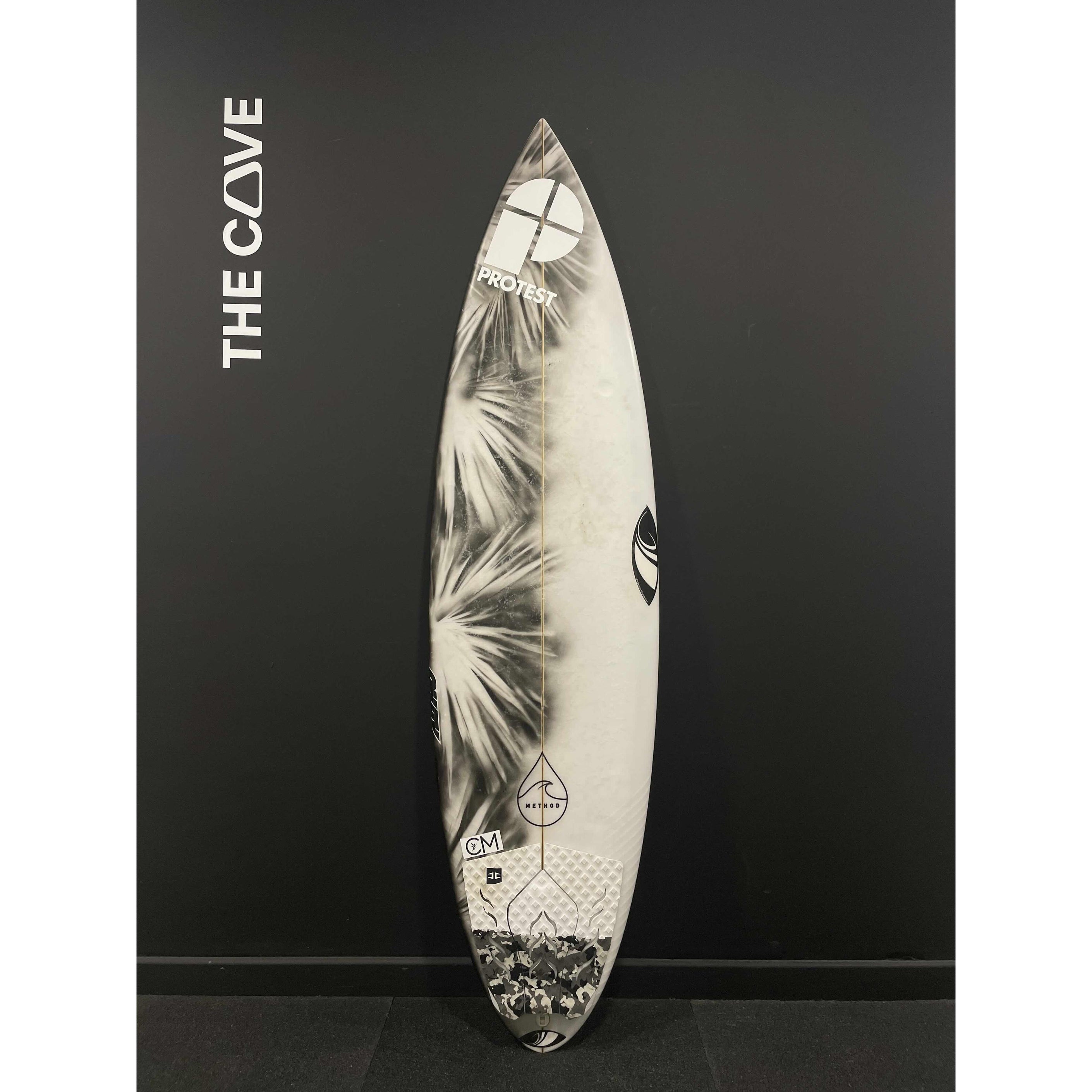 OKAY 6'0" x 18 3/4" X  3 7/16" - 28.10L, 3x  FCS 2 Fin Boxes, PU [Good] - ID:972431