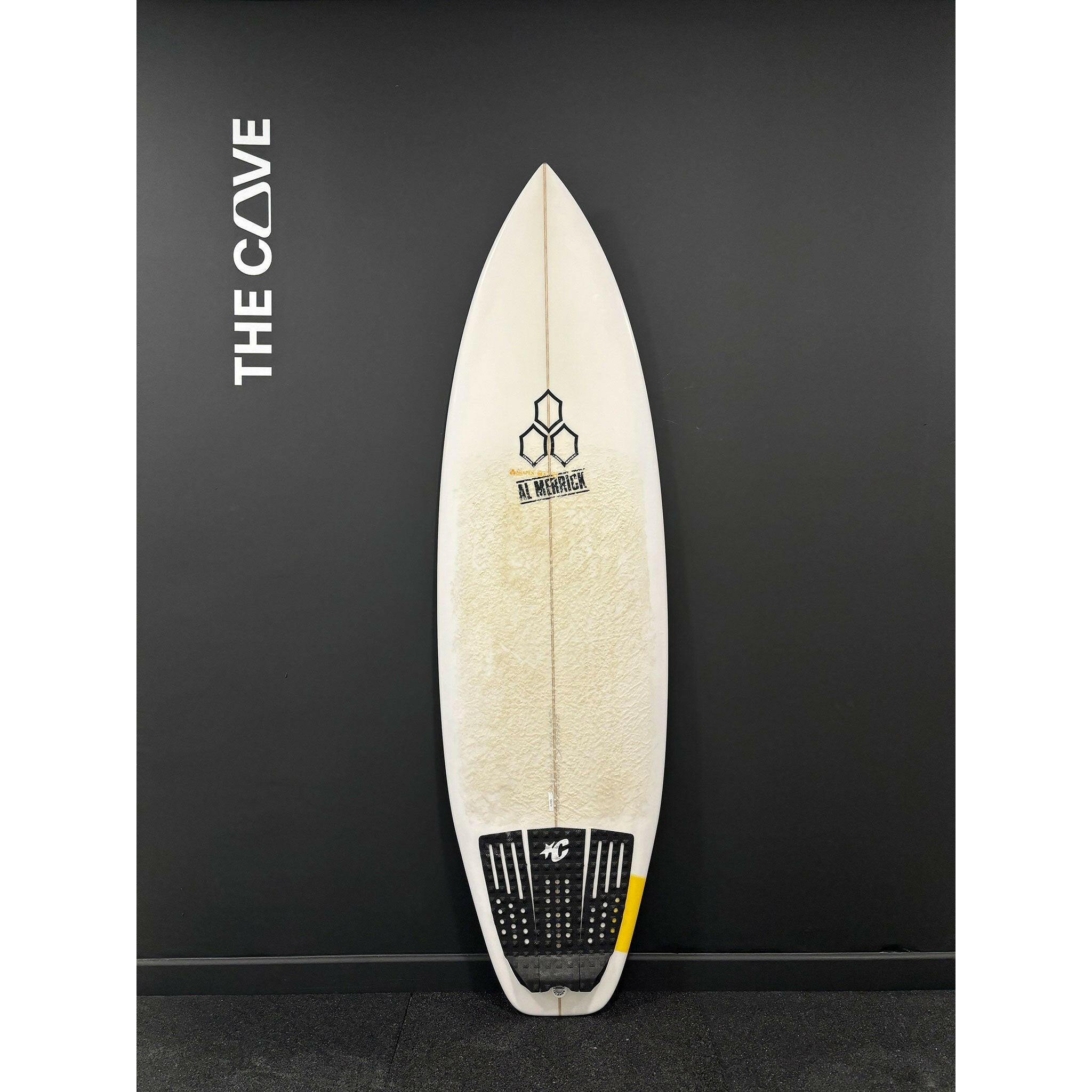 Happy Everyday 5'9" x 19 1/2" X  2 7/16" - 29.40L, 3x  FCS 2 Fin Boxes, PU [Good] - ID:896825 | Shortboard | Channel Islands | sb896825