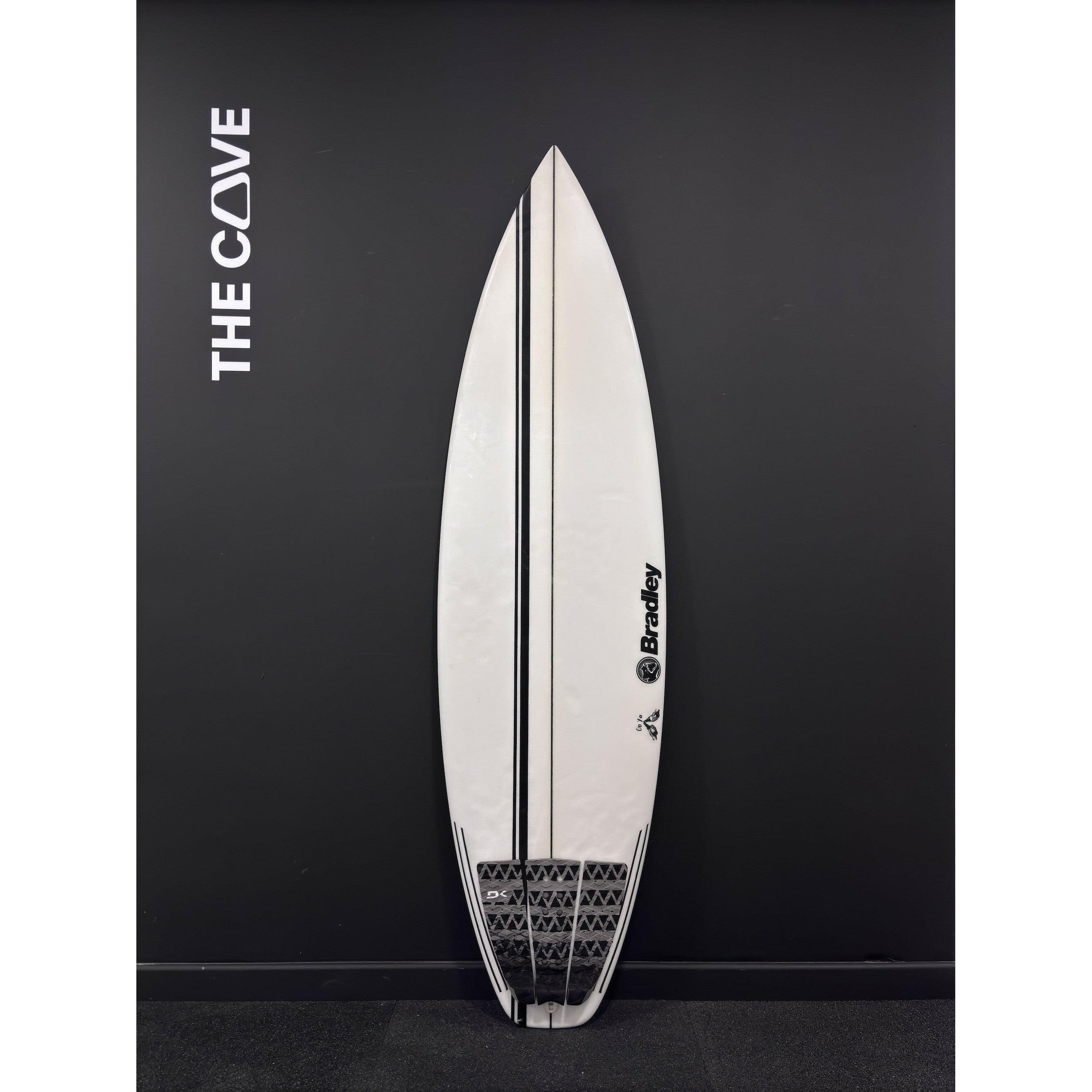 On Ya (narrow) 5'10" x 19 " X  2 5/16" - 27.50L, 3x  FCS 2 Fin Boxes, PU [Average] - ID:896786 | Shortboard | Bradley | sb896786