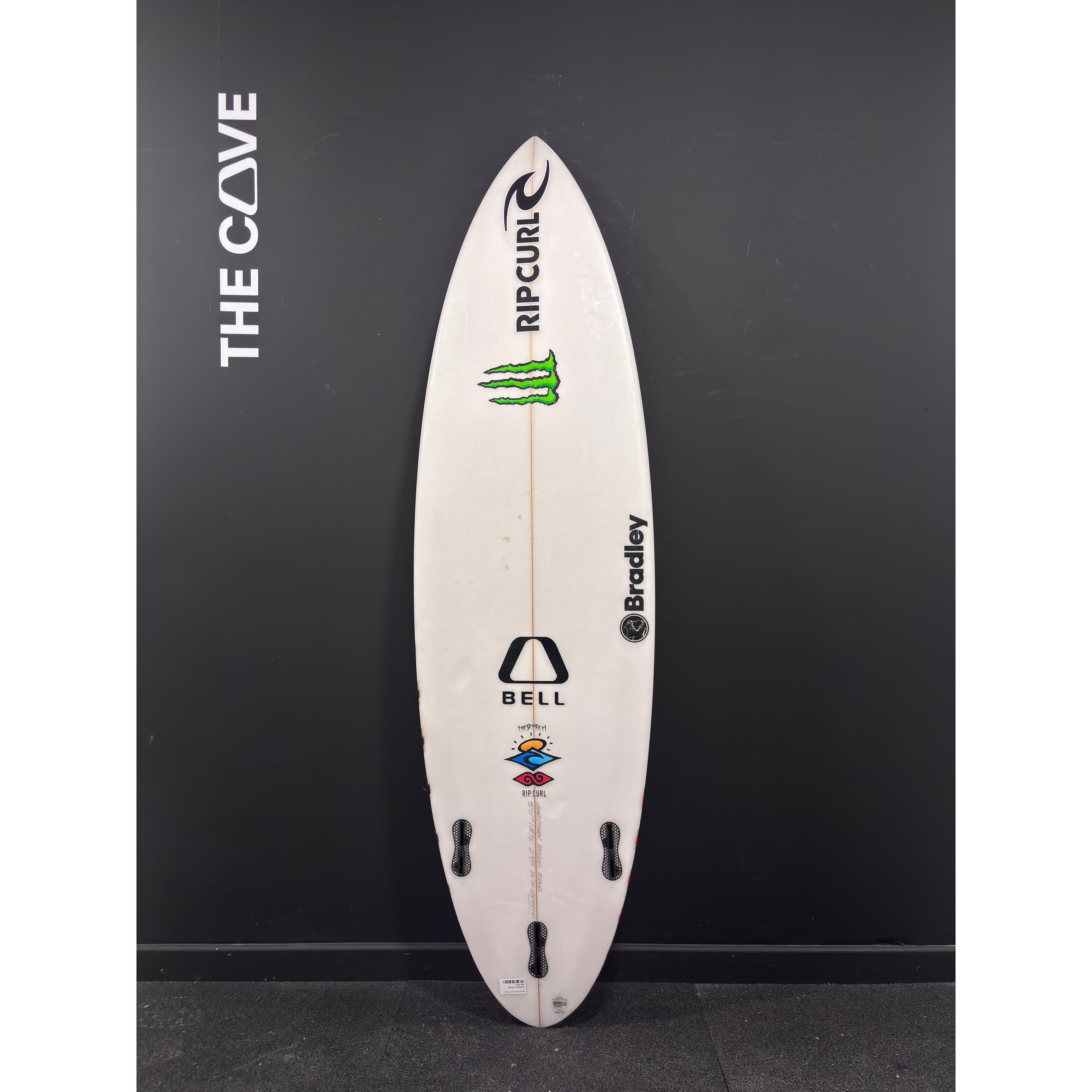 Send 5'11" x 18 1/2" X  2 5/16" - 26.74L, Round Pin, 3x  FCS 2 Fin Boxes, PU [Average] - ID:895241