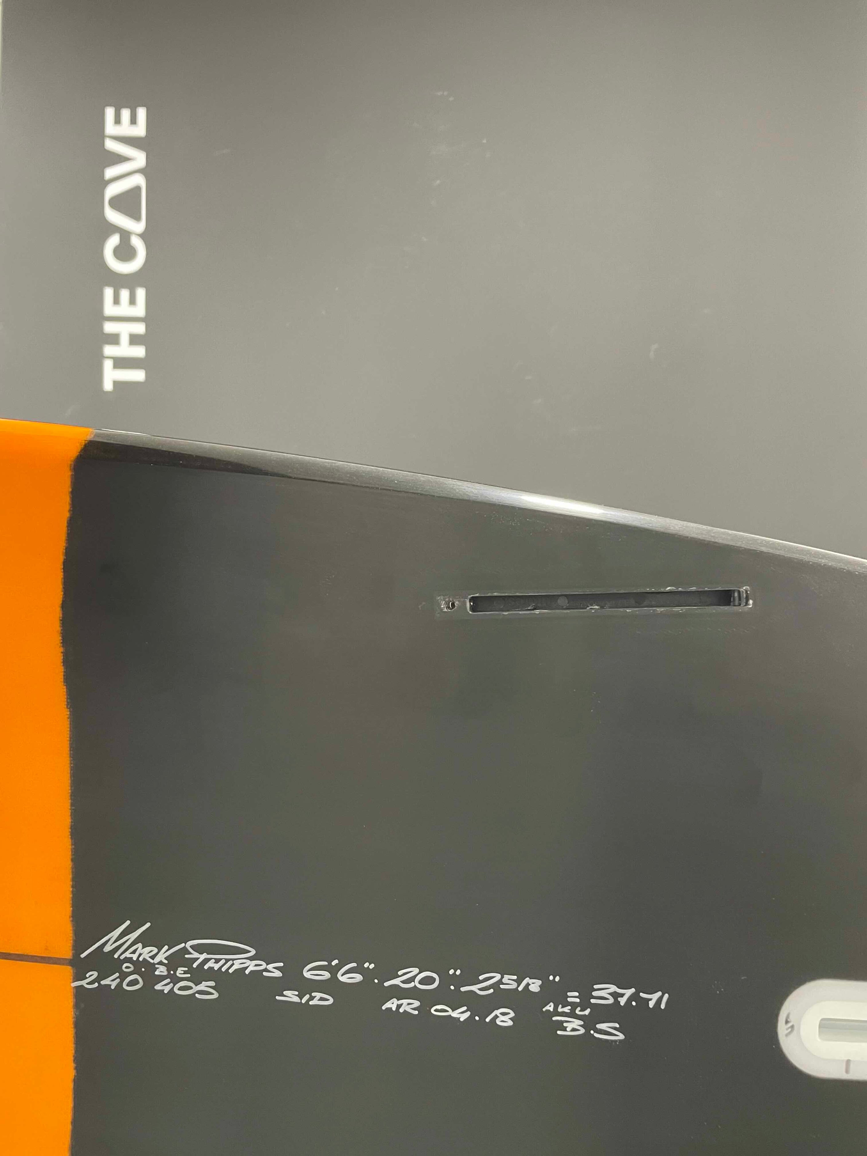 One Bad Egg (Standard) 6'6" x 20" X  2 5/8" - 37.71L, 3x  Single + 2 Boxes Futures Fin Boxes, PU [New] - ID:895790