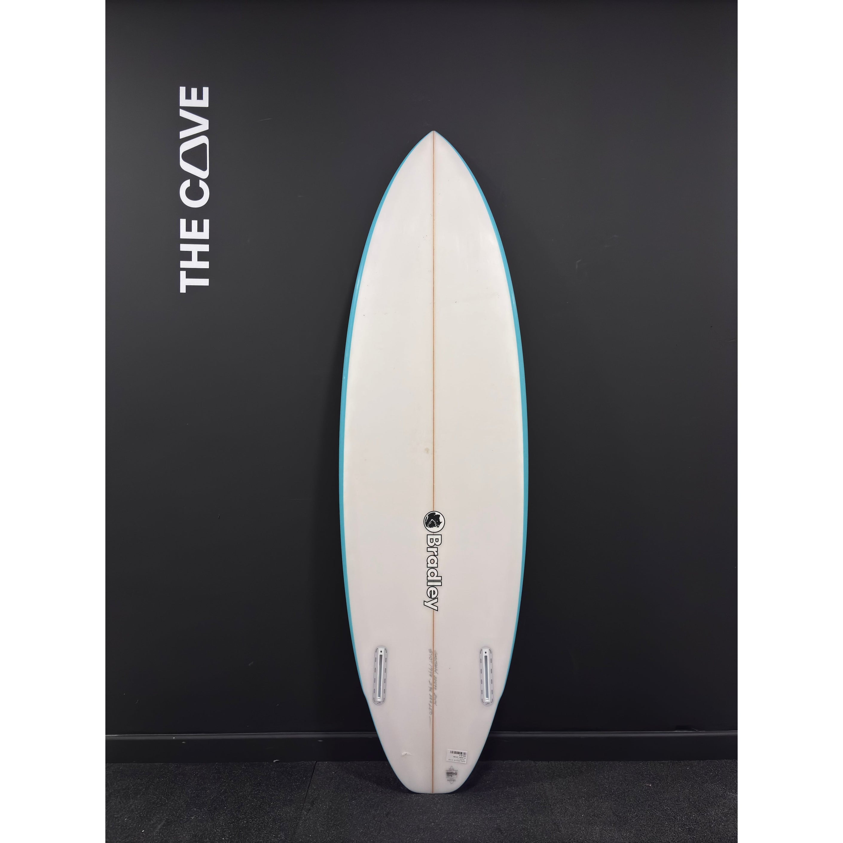 2WIN 5'10" x 19 1/8" X  2 7/16" - 28.80L, 2x  Futures Fin Boxes, PU [New] - ID:942081