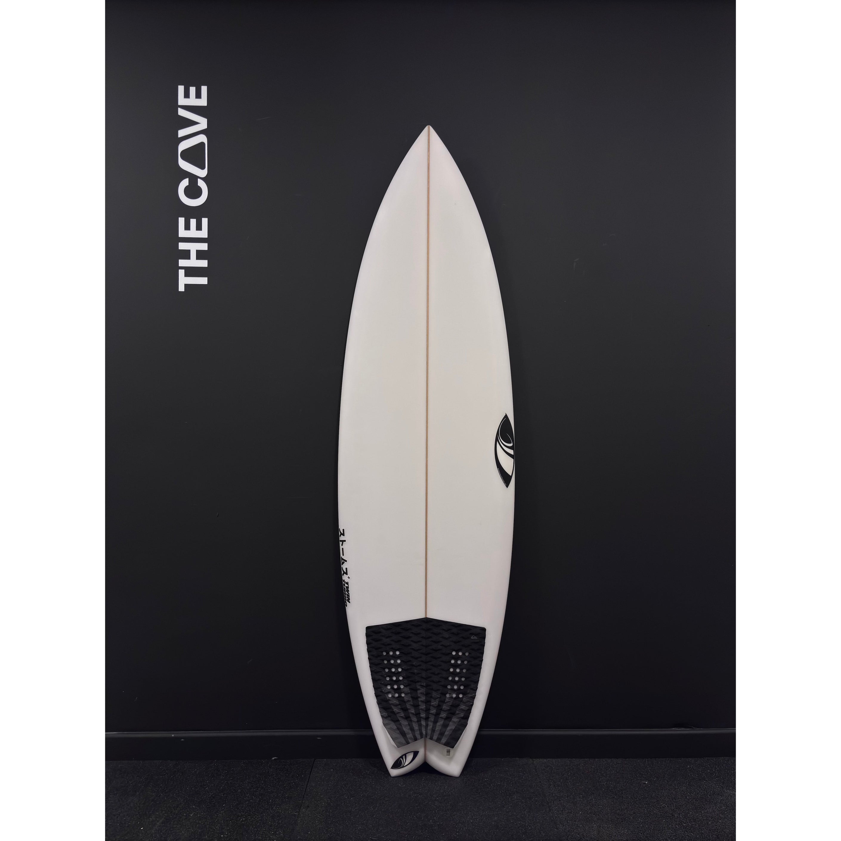 TWIN TURBO 5'9" x 19 1/2" X  2 1/2" - 30.20L, Swallow, 3x  Futures Fin Boxes, PU [New] - ID:944975
