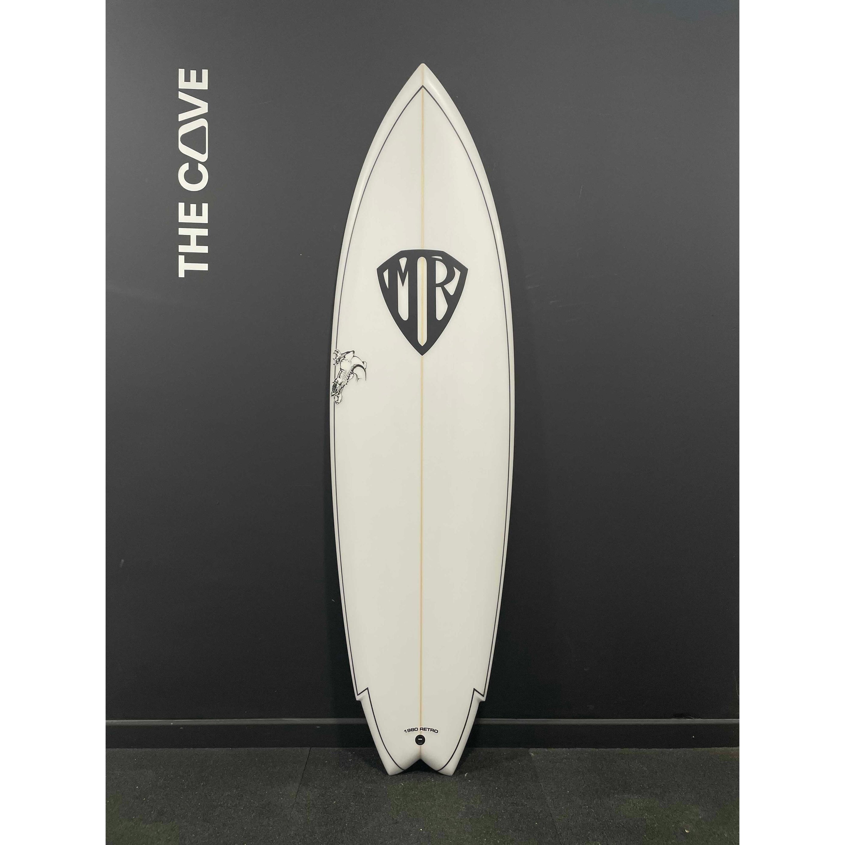 Retro Twin 6'2" x 20 1/4" X  2 3/4" - 37.00L, Wing Swallow, 2x  FCS 2 Fin Boxes, PU [New] - ID:954881