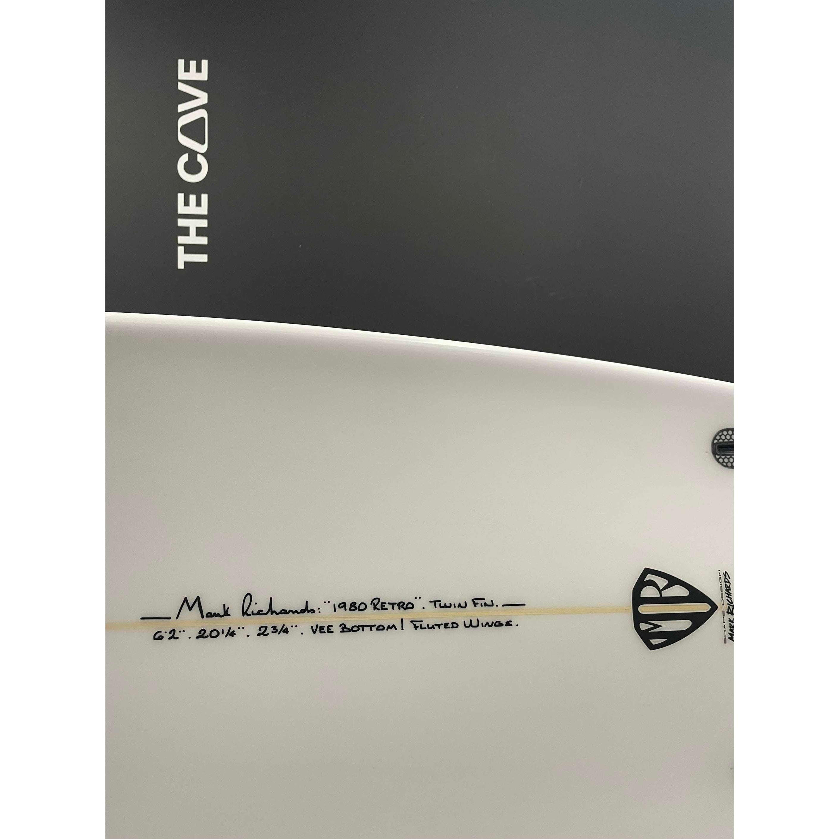Retro Twin 6'2" x 20 1/4" X  2 3/4" - 37.00L, Wing Swallow, 2x  FCS 2 Fin Boxes, PU [New] - ID:954881