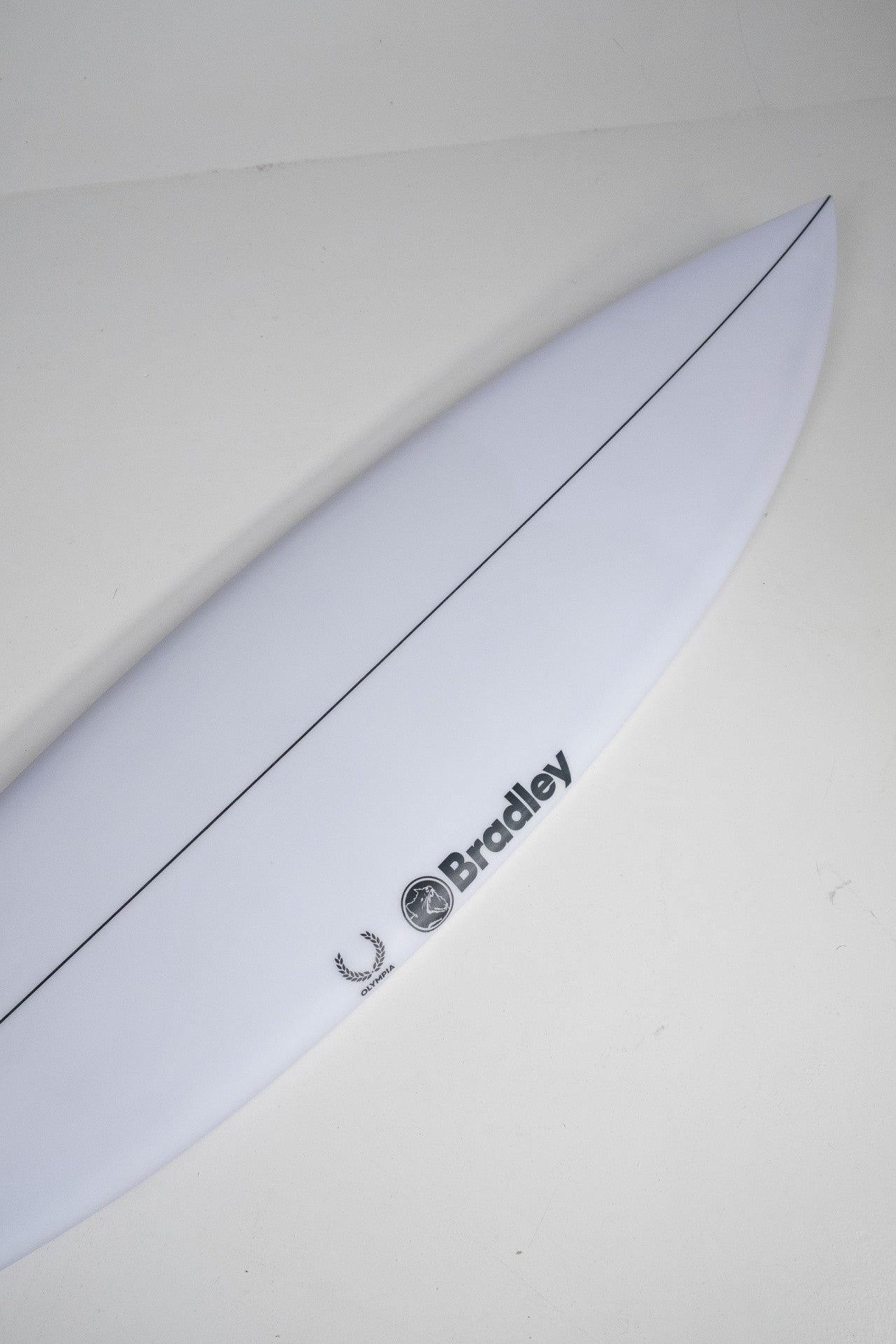 Olympia 5'8" x 18 3/4" X  2 5/16" - 26.10L, Squash, 3x  FCS 2 Fin Boxes, PU [New] - ID:1093342
