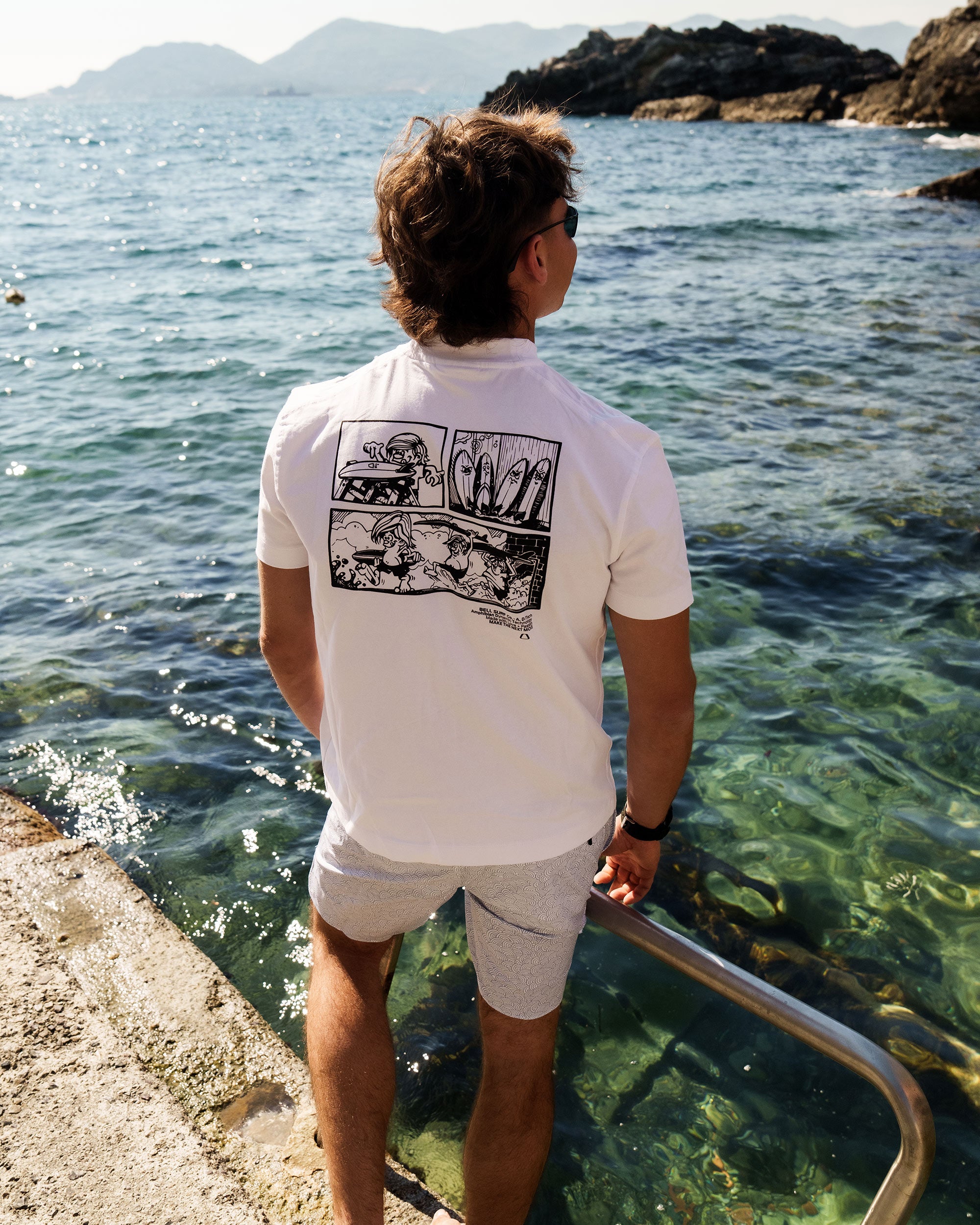 Bell T-shirt Kelly West Side